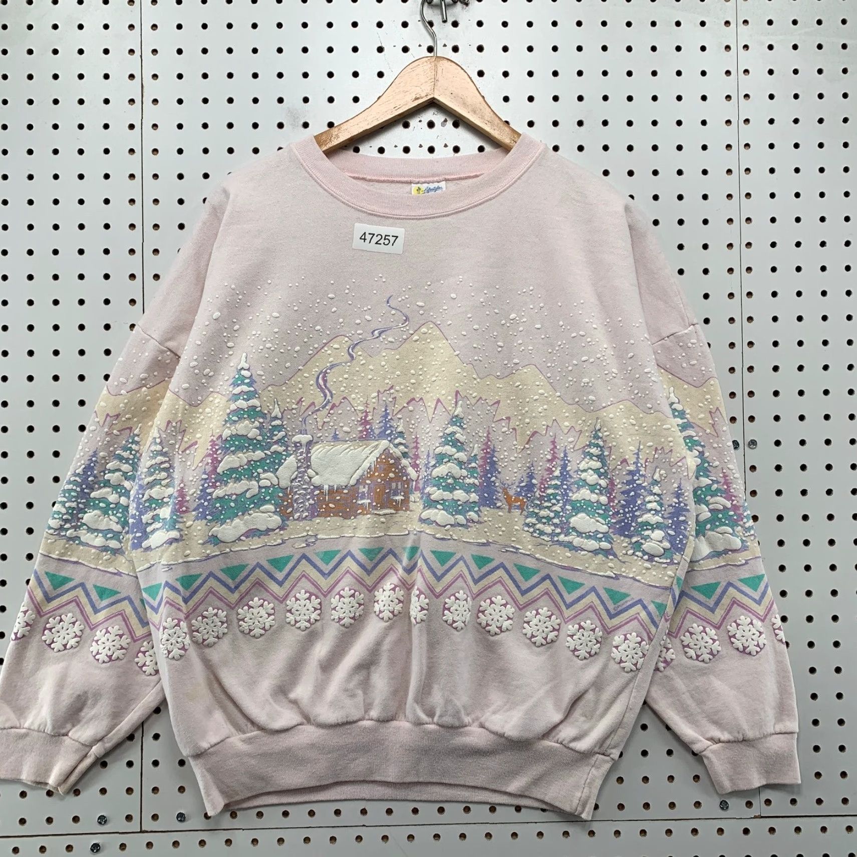 Vintage VINTAGE Lifestyles Sweatshirt Women One Size Pink Winter Snow All Over Print USA Size ONE SIZE - 2 Thumbnail
