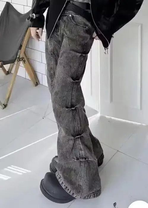 Japanese Brand × Jean Distressed Style Washed Pleated Bootcut Jean Size US 32 / EU 48 - 2 Thumbnail