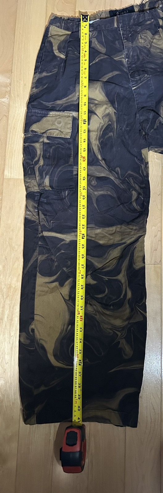 Gucci GUCCI by TOM FORD Olive & Black Cargo Pants Spring 2001 Size US 32 / EU 48 - 10 Thumbnail