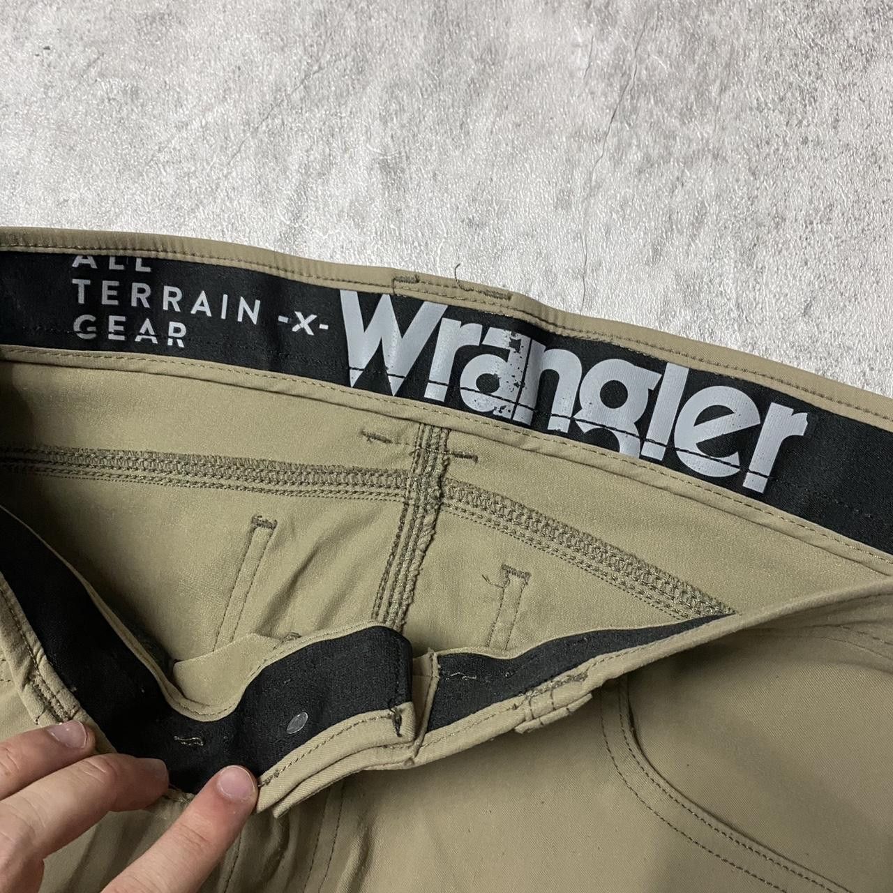 Wrangler Wrangler khaki cargo pants #techwear Size US 32 / EU 48 - 3 Thumbnail