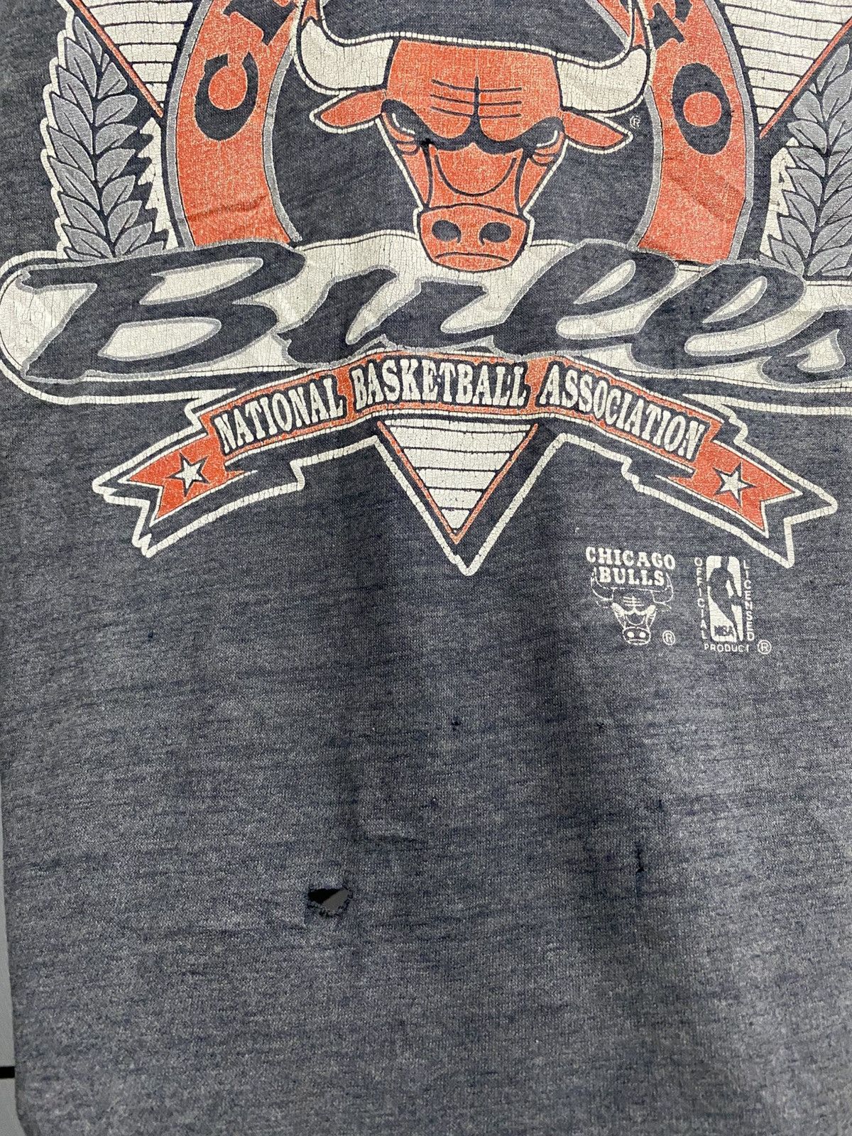 NBA × Vintage Vintage Faded Distressed Chicago Bulls Tee Size US XL / EU 56 / 4 - 3 Thumbnail