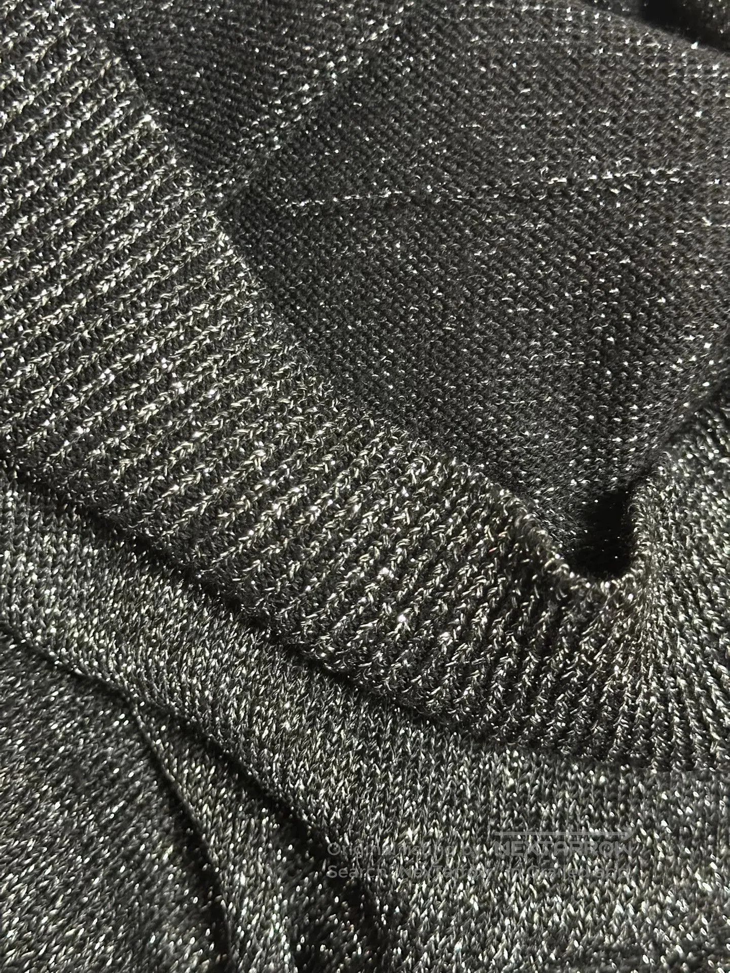 Saint Laurent Paris Saint Laurent Women's Silver Thread Knit Sweater. Size XS / US 0-2 / IT 36-38 - 6 Thumbnail