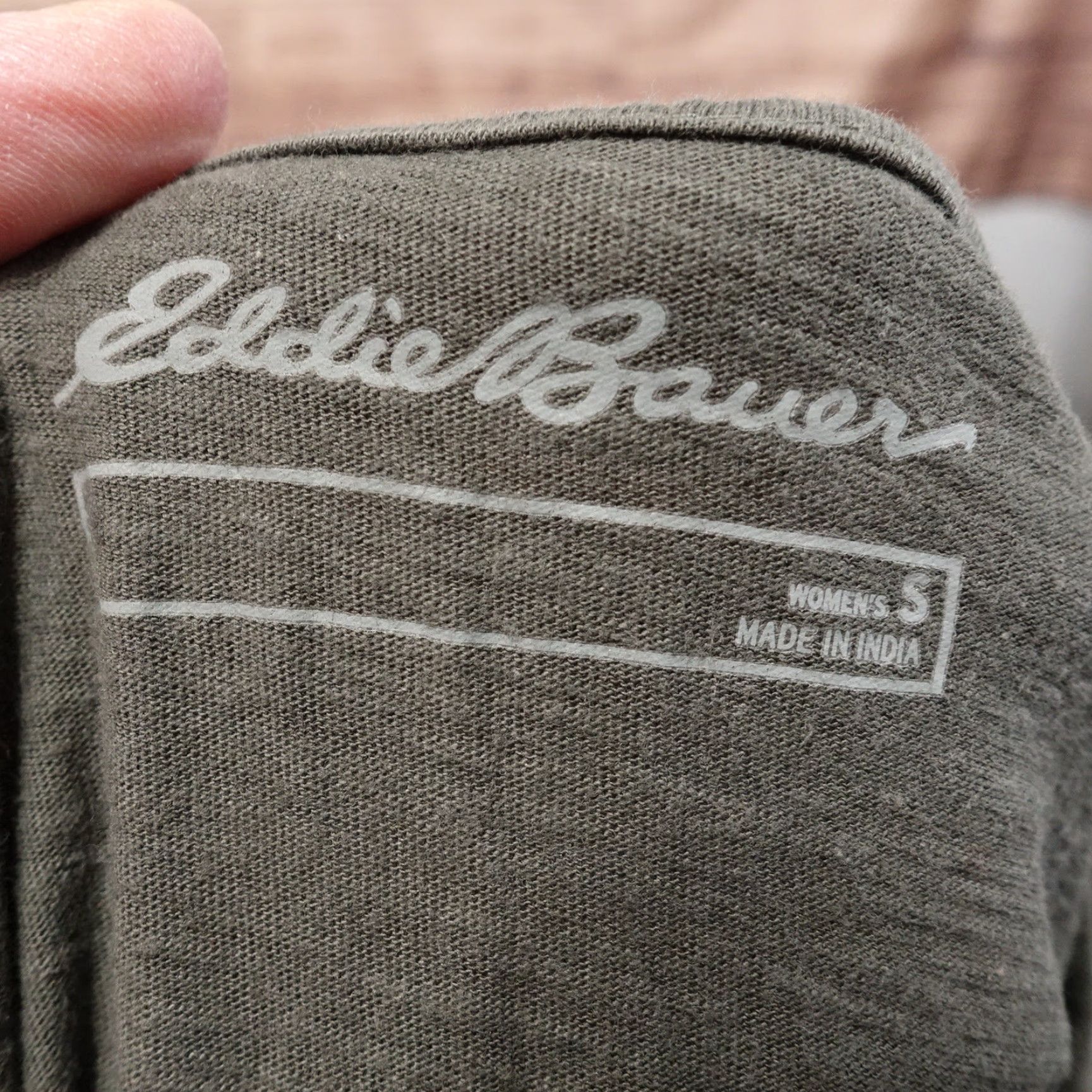 Eddie Bauer EDDIE BAUER Green Short Sleeve Blouse T-Shirt Women’s Size Small Size S / US 4 / IT 40 - 4 Thumbnail