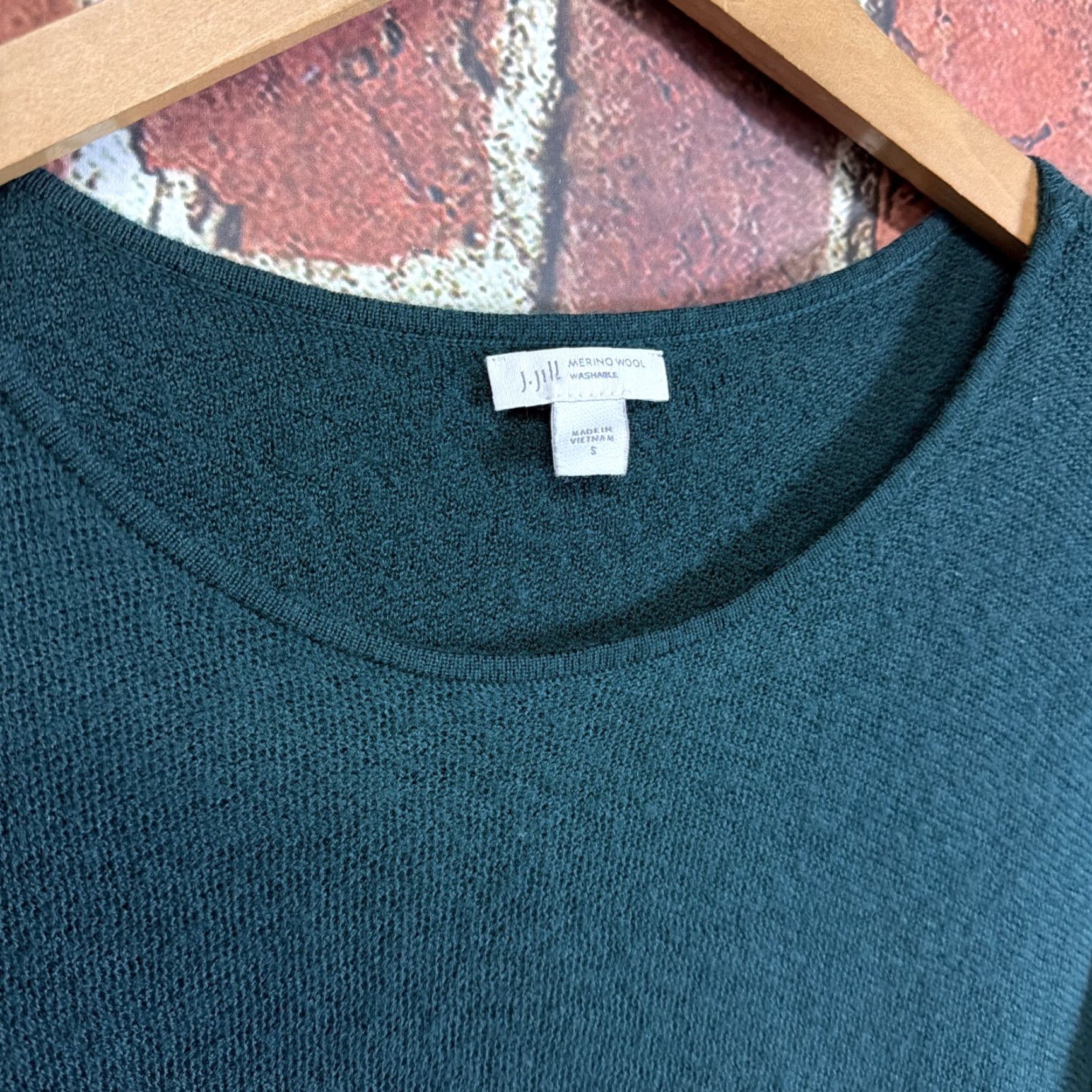 J. Jill J Jill Womens Sweater Main Selling Point Kit Lightweight Merino Wool 100% Washable Size S Green Pullover Knit Classic Winter Mens? Size S / US 4 / IT 40 - 2 Thumbnail