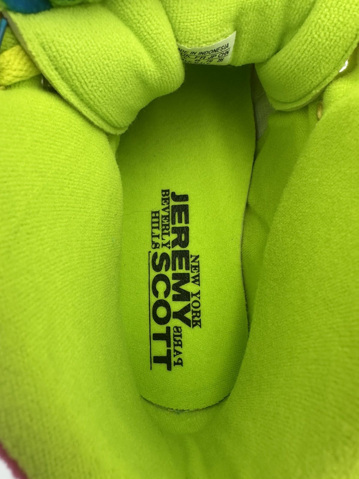 Adidas × Jeremy Scott Adidas x Jeremy Scott Flower Bears Size US 13 / EU 46 - 11 Thumbnail