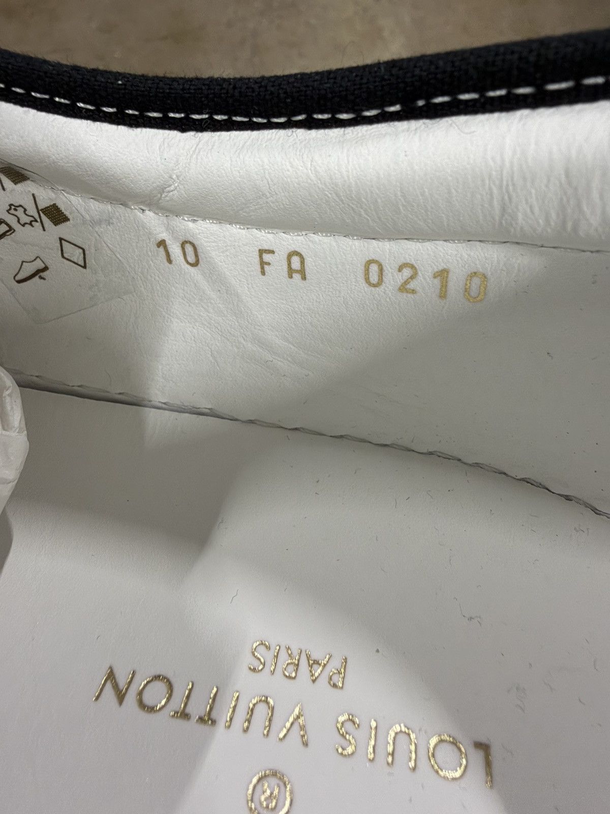 Louis Vuitton Louis Vuitton Trocadero Monogram Sneaker NEW Size US 11 / EU 44 - 6 Thumbnail