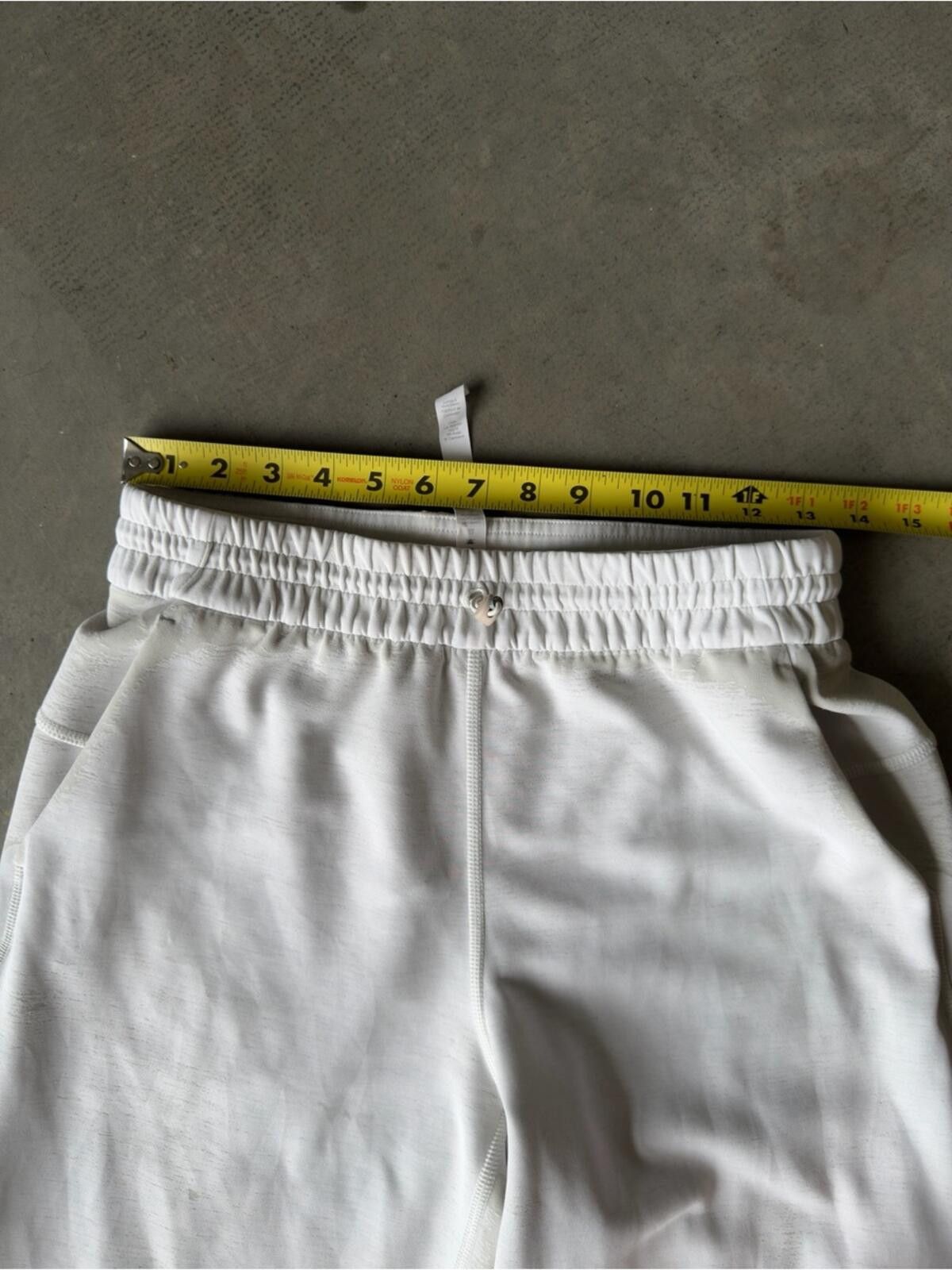 Lululemon Lululemon / Wide Leg Lounge Pants / Ivory Size 28" / US 6 / IT 42 - 3 Thumbnail