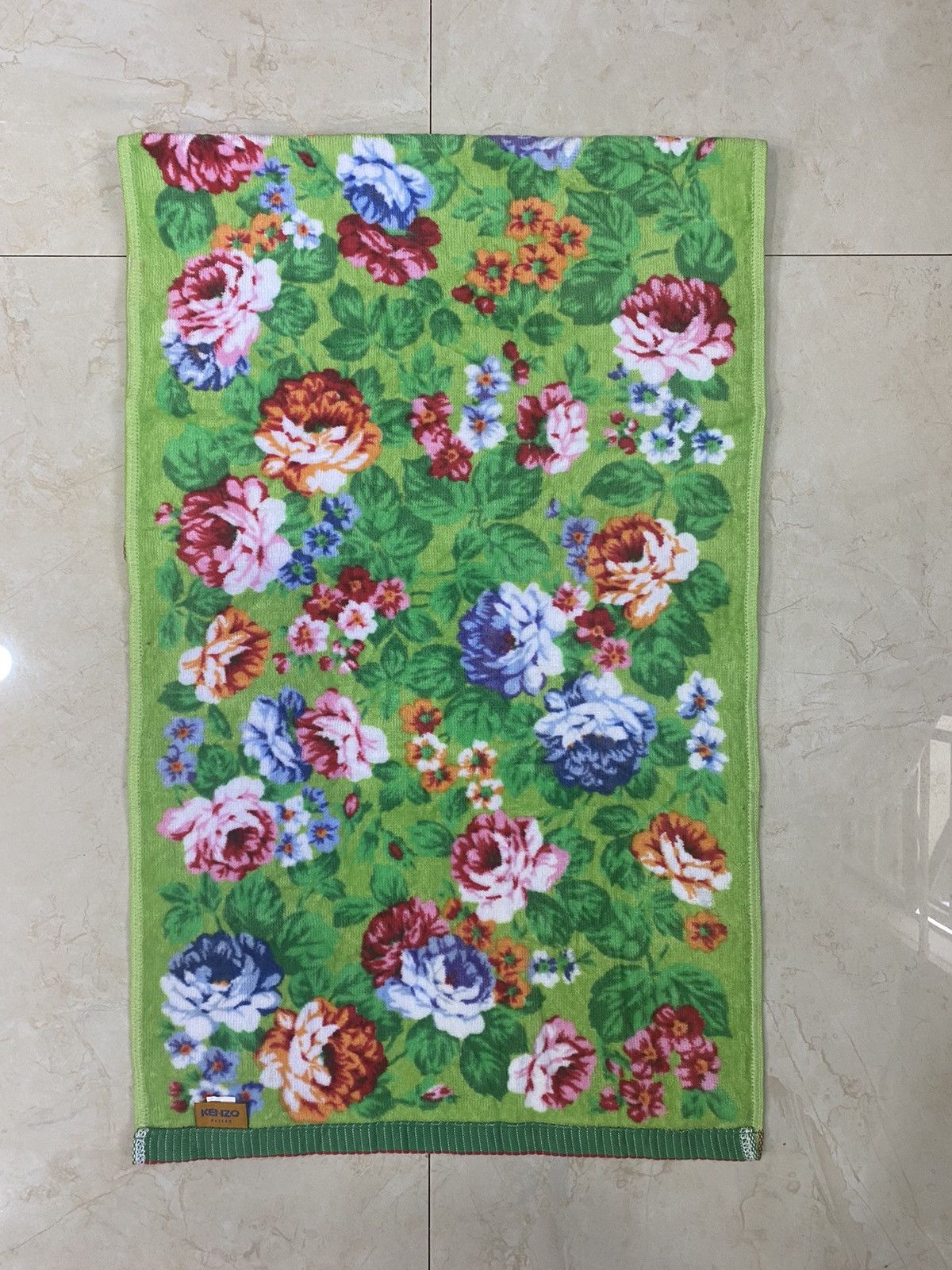 Japanese Brand 💥VINTAGE KENZO flowers japanese brand hand / face towel Size ONE SIZE - 3 Thumbnail