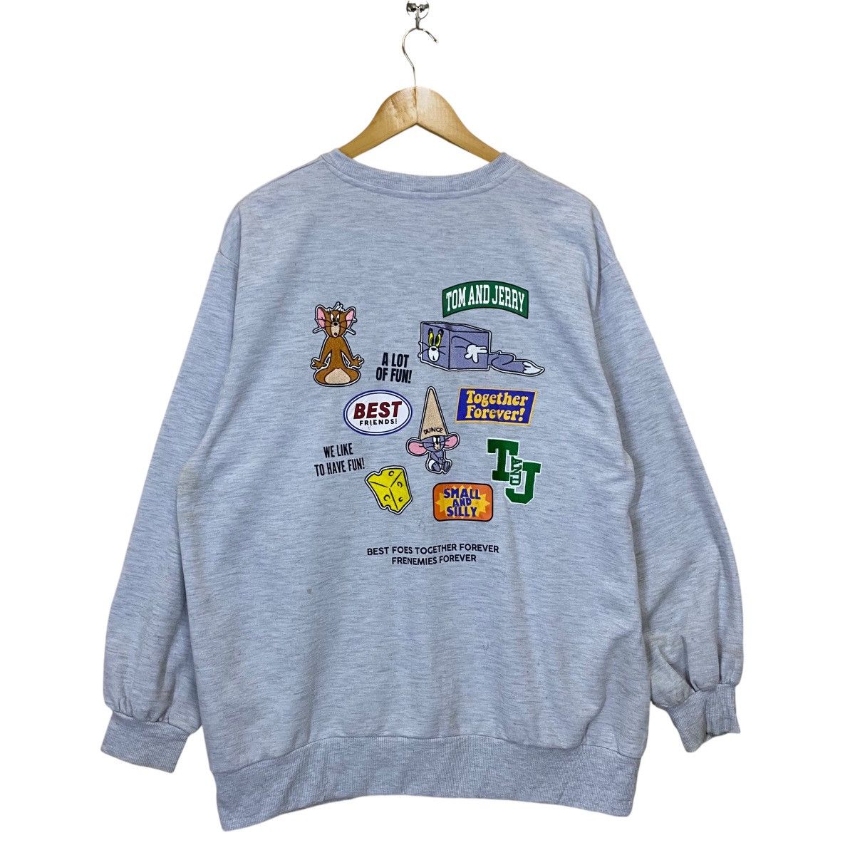 Cartoon Network × Disney × Japanese Brand Tom n Jerry Big Logo Crewneck Sweatshirt Size US XL / EU 56 / 4 - 1 Thumbnail