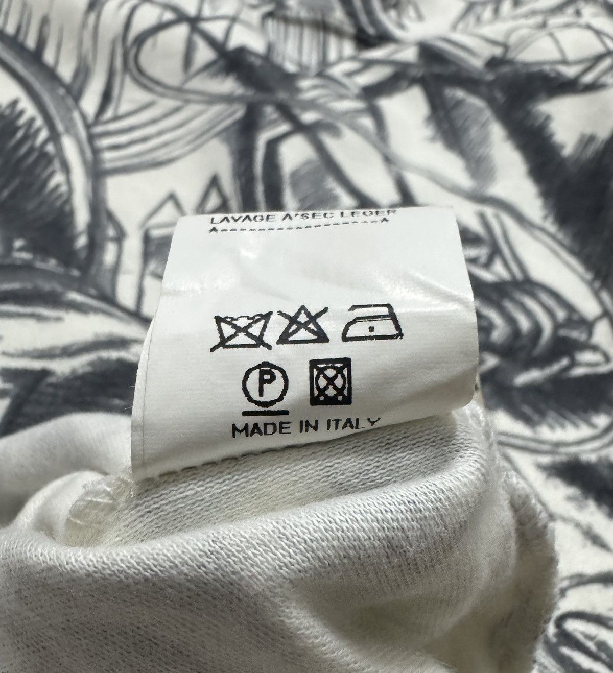 DC Comics × Jean Charles De Castelbajac Castelbajac x DC Comics Made in Italy Size XL / US 12-14 / IT 48-50 - 8 Thumbnail