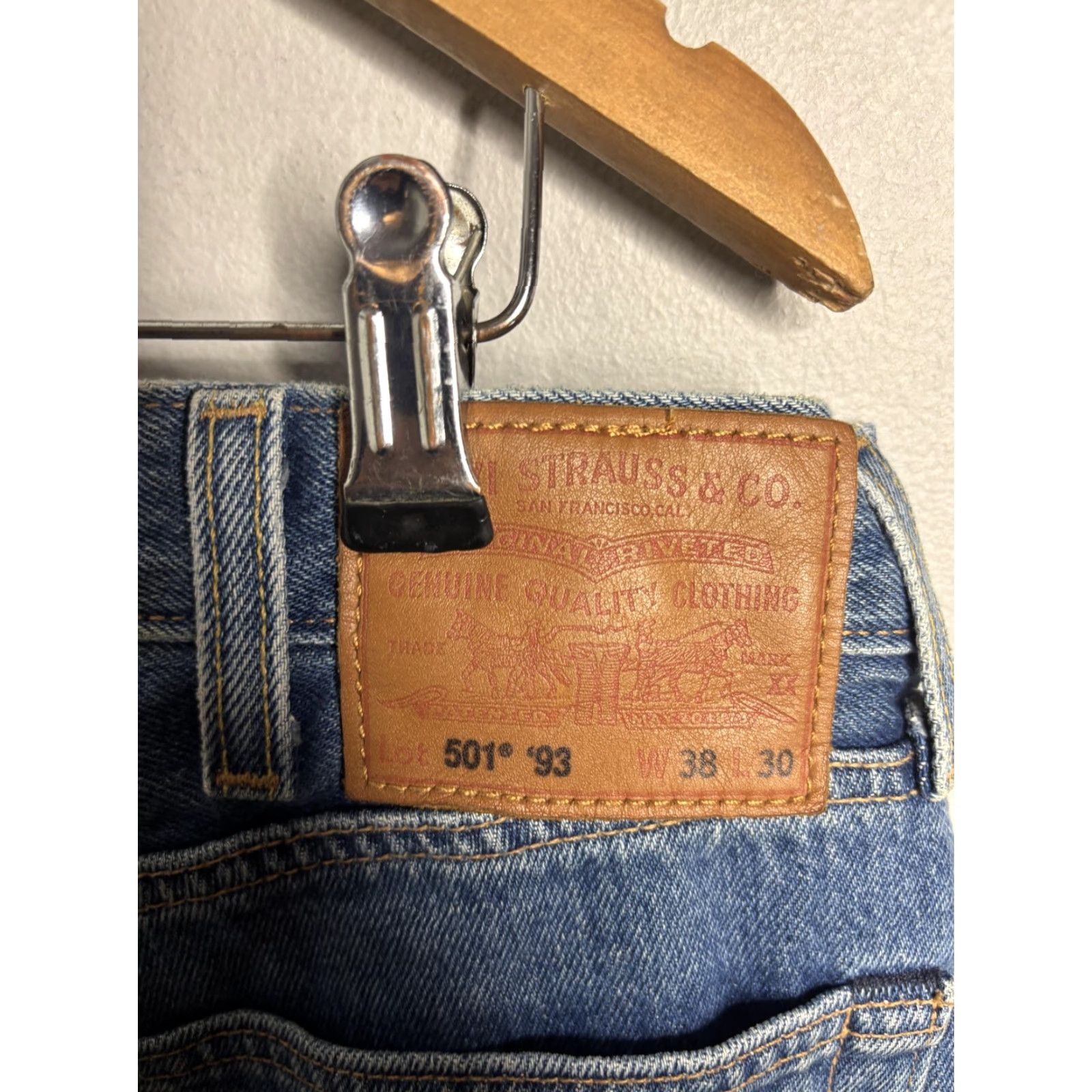 Levi's VINTAGE Levi's 501 Jeans Men's 38x30 Blue Distressed Button Fly Straight High-Rise 5-Pocket Denim Size US 38 / EU 54 - 3 Thumbnail