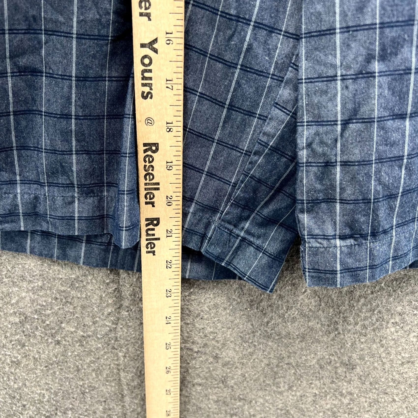 Vintage Greg Norman Shorts Mens 36 Blue Navy Cargo Flat Windowpane Golf Five Iron Casual Size US 36 / EU 52 - 4 Thumbnail