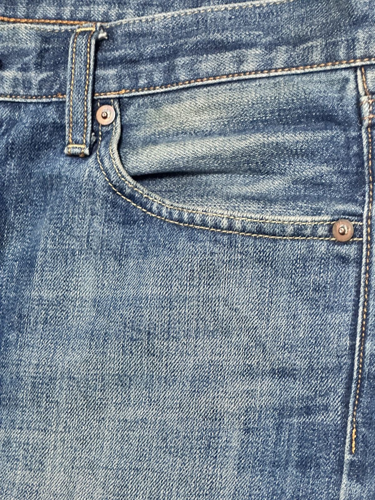 Uniqlo Uniqlo Regular Fit Denim Light fading and Wear Looks Size US 34 / EU 50 - 6 Thumbnail