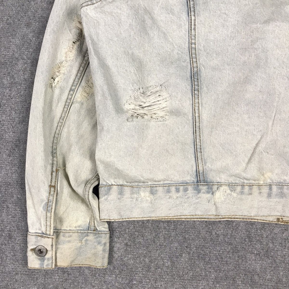 Designer × Zara ZARA MAN DENIM EMBROIDERY DESIGN DISTRESSED JACKET Size US L / EU 52-54 / 3 - 10 Thumbnail