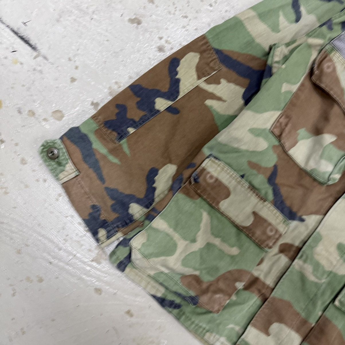 Vintage Vintage US Army DBU Woodland Camo Jacket Size US L / EU 52-54 / 3 - 6 Thumbnail