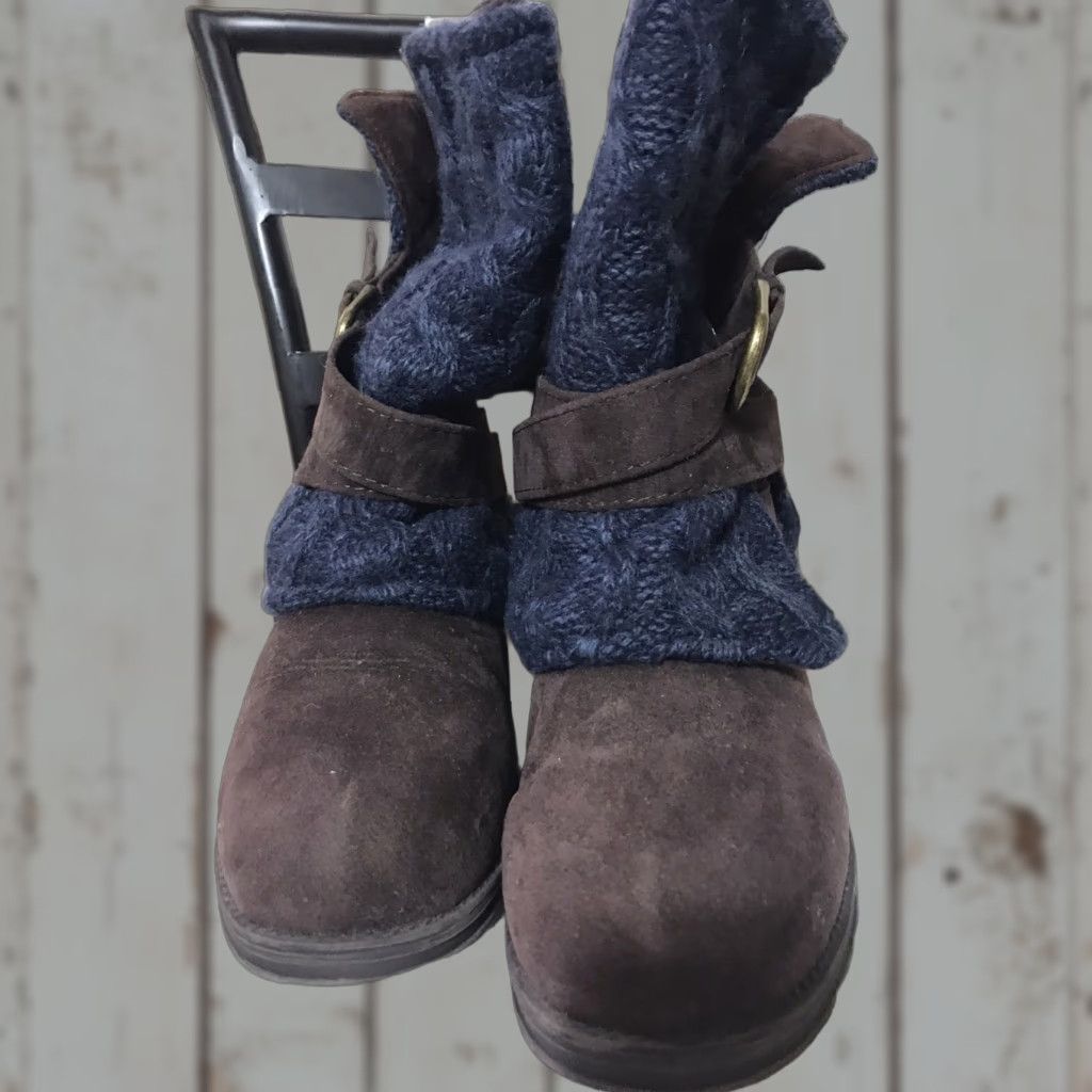 Vintage VINTAGE? No — skip. Final title: Muk Luks Boots Sweater Suede Wool Blend Booties Women Size 7 Chocolate Brown/Blue Mid-Calf Lined Comfort Size M / US 6-8 / IT 42-44 - 1 Thumbnail