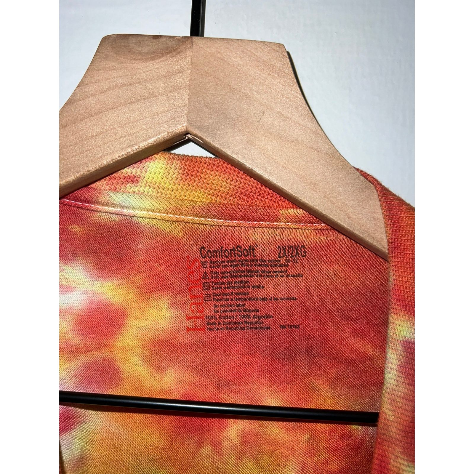 Hanes Hanes Comfort Soft Tie Dye Shirt Red Green Tee 2000s 2XL Size US XXL / EU 58 / 5 - 6 Thumbnail