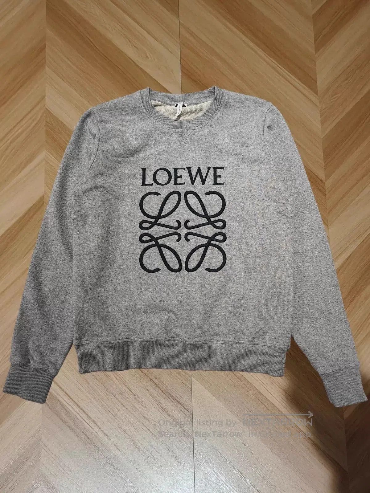 Loewe Gray Crew Neck Sweatshirt with Graphic Print. Size US S / EU 44-46 / 1 - 1 Thumbnail