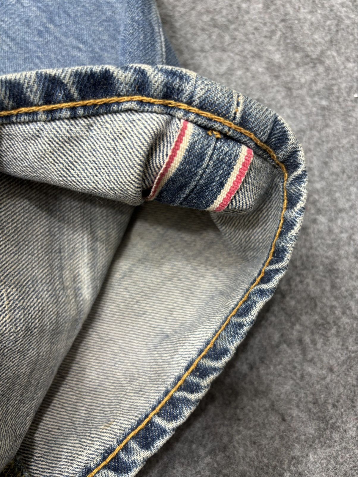 Edwin 💥Wide 90s💥Vintage Edwin Mnimalist Fade Selvedge Denim F626 Size US 29 - 16 Thumbnail