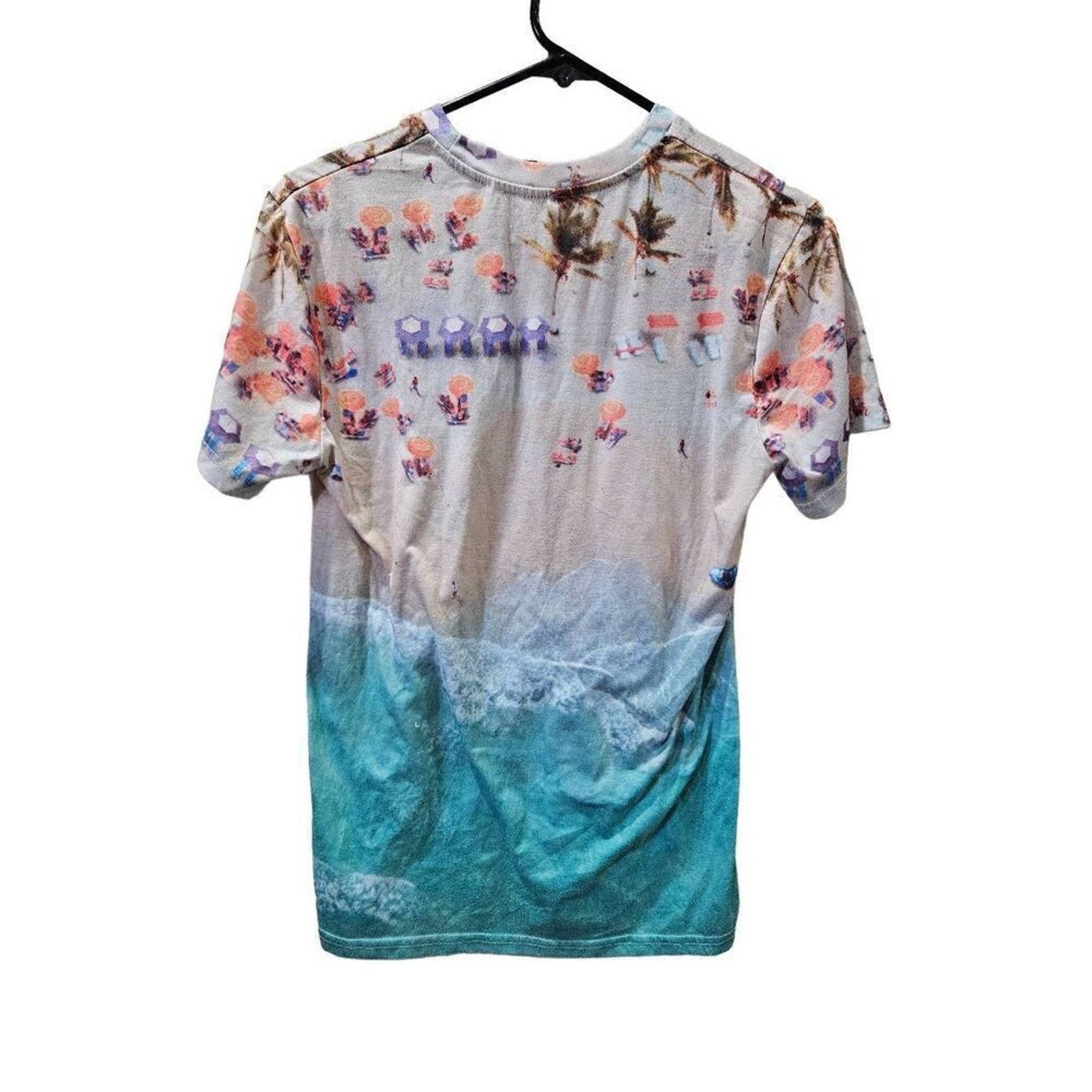 H&M H&M divided S shirt Size US S / EU 44-46 / 1 - 4 Thumbnail