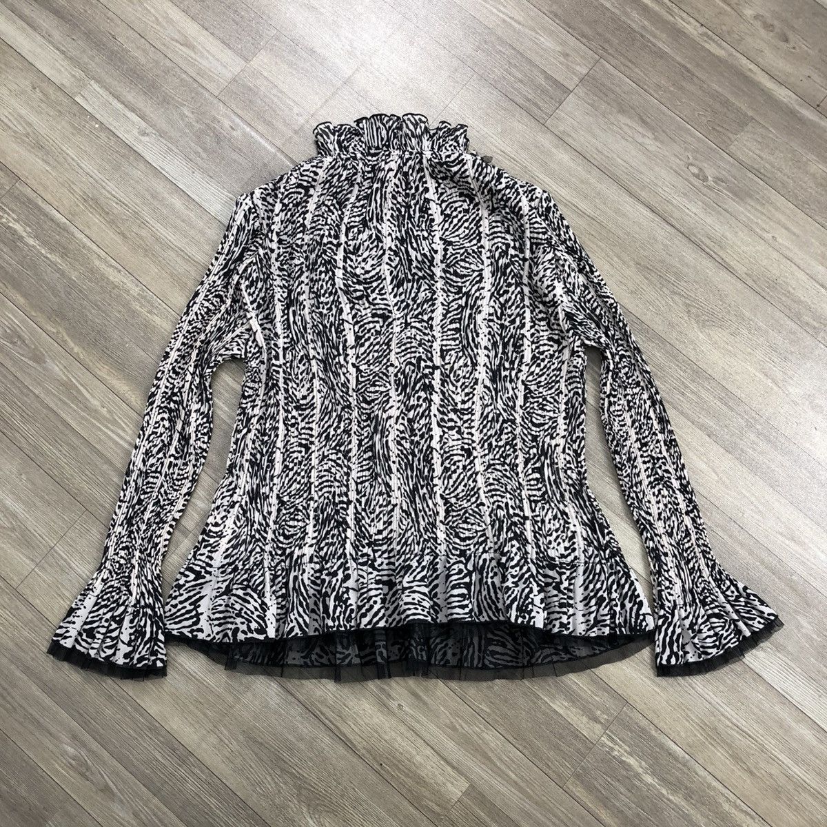 Japanese Brand × Vintage Issey Miyake Pleats Please Inspired Voltaire Abstract Blouse Size M / US 6-8 / IT 42-44 - 14 Thumbnail