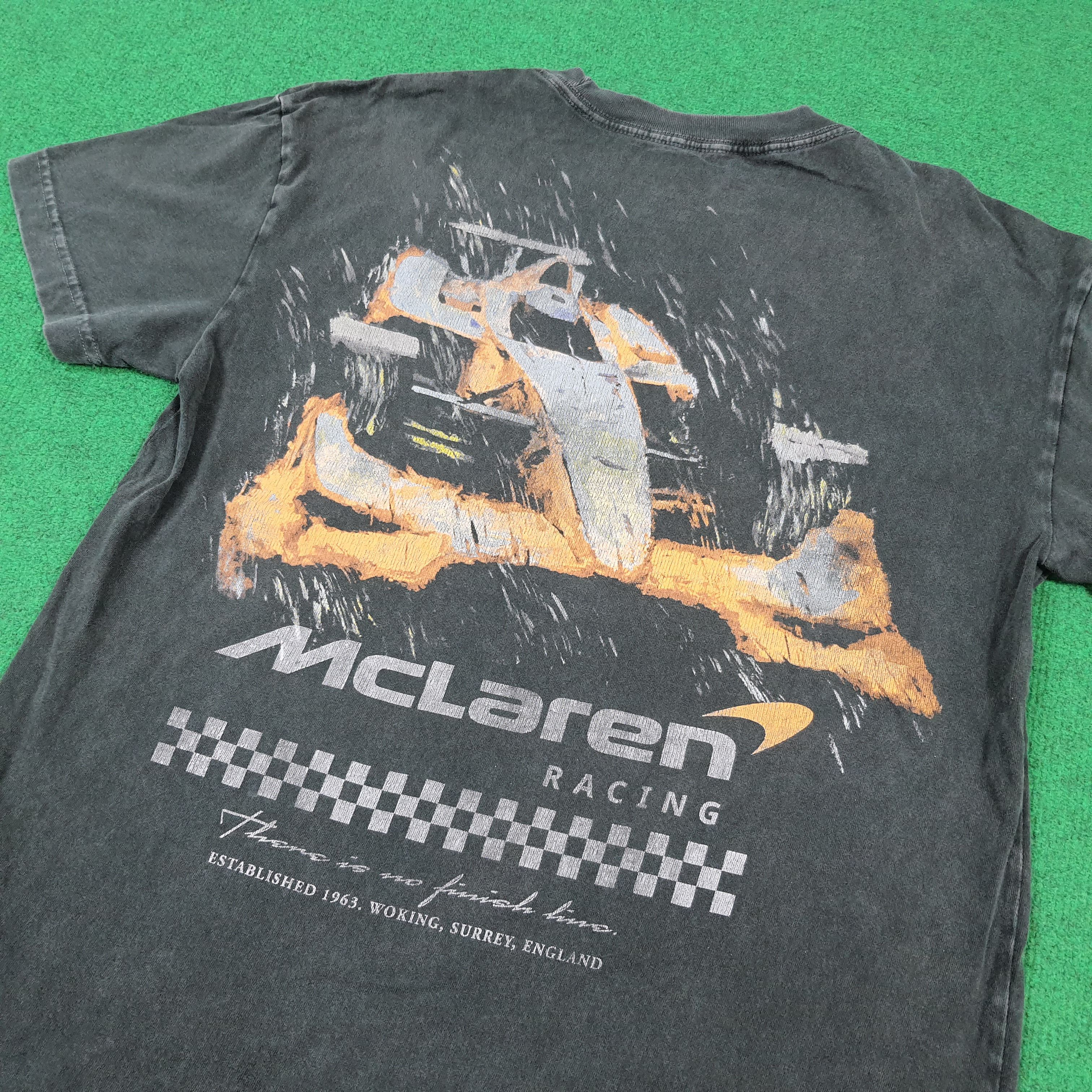 Malcolm McLaren Vintage McLaren Formula 1 Team Motorsports Tshirt C299N70 Size US M / EU 48-50 / 2 - 2 Thumbnail