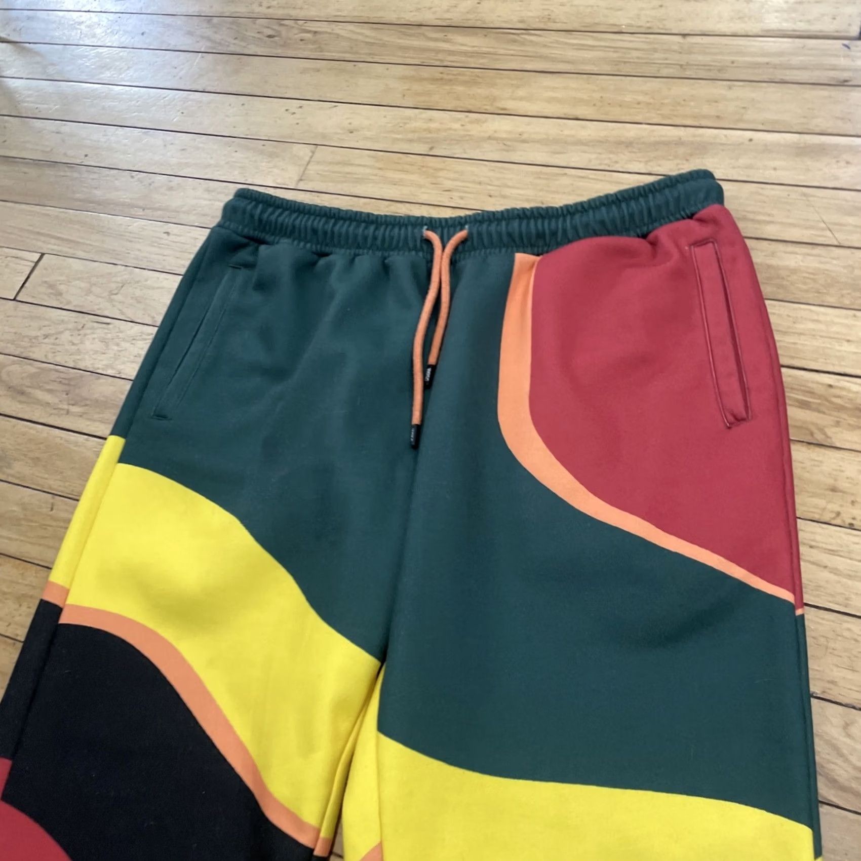 WeSC VINTAGE WeSC Geometric Topographic Print Sweat Pants Men 2XL Jogger Red Green 29 in Inseam Pockets Size US 39 - 5 Thumbnail