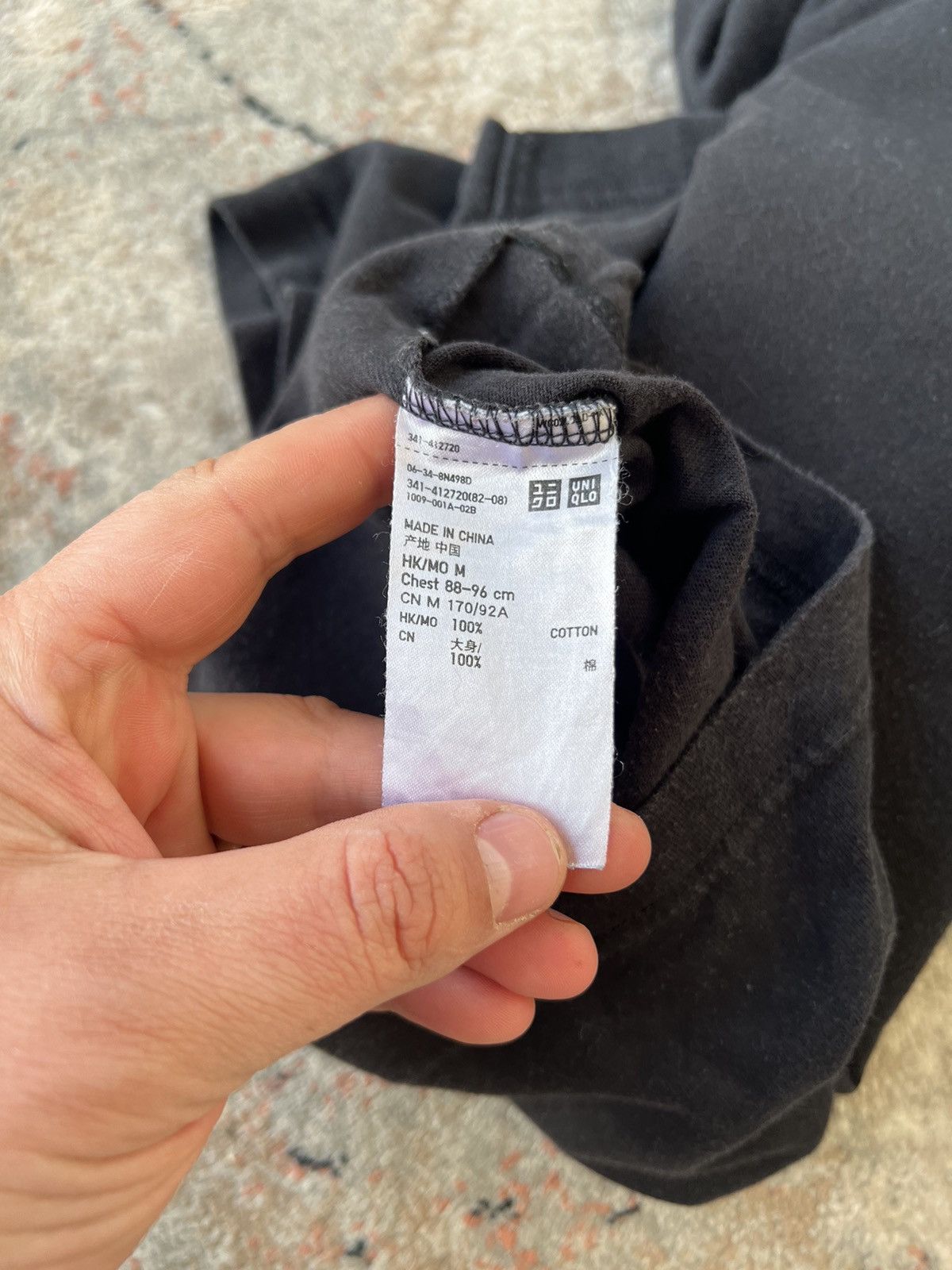 Uniqlo Uniqlo Blizzard Tee Size US M / EU 48-50 / 2 - 5 Thumbnail