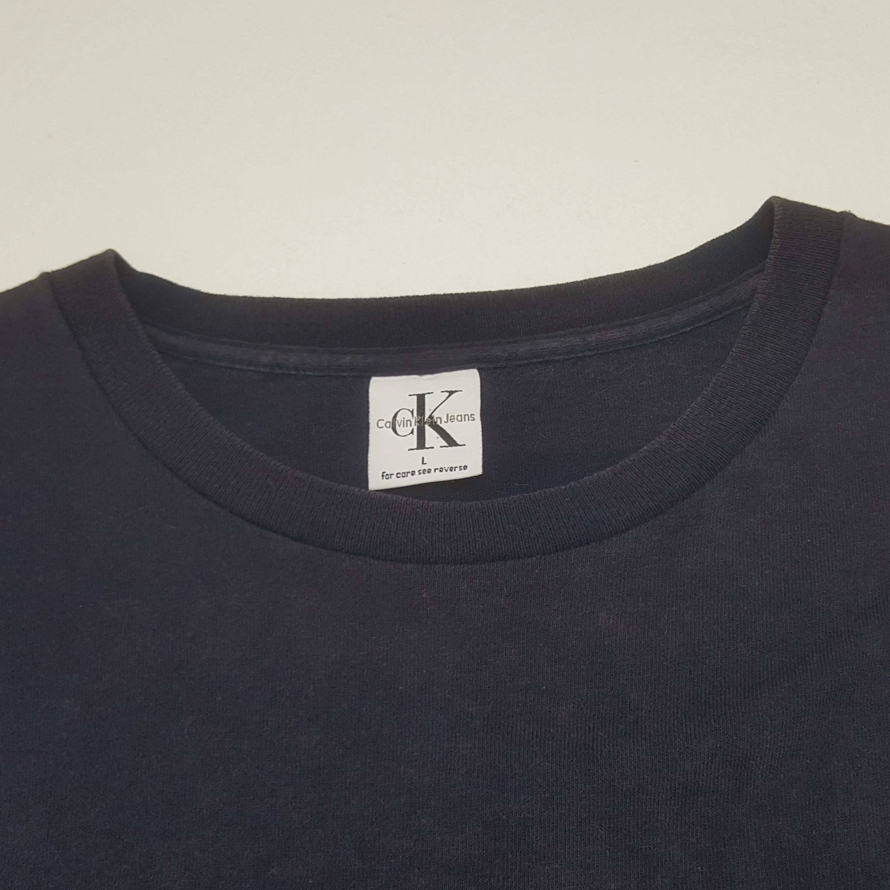 Calvin Klein Vintage CK Calvin Klein Jeans Tshirt Size US XL / EU 56 / 4 - 5 Thumbnail
