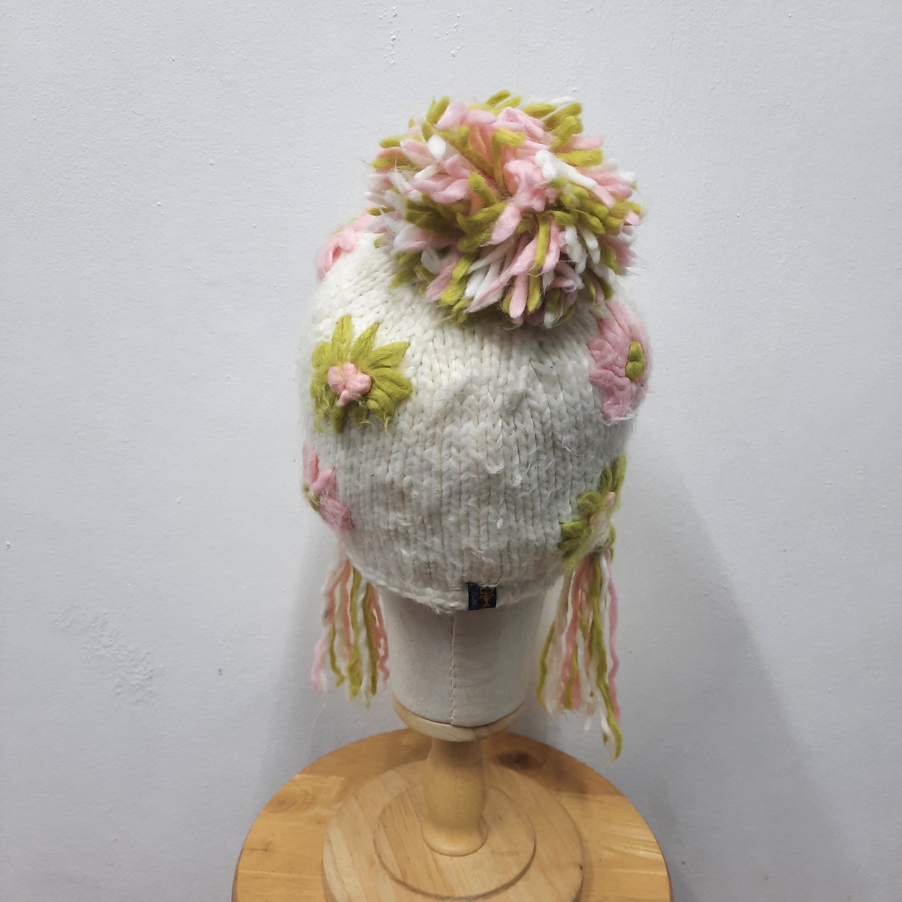 🌸 Screamer flower crochet earflap beanie hat