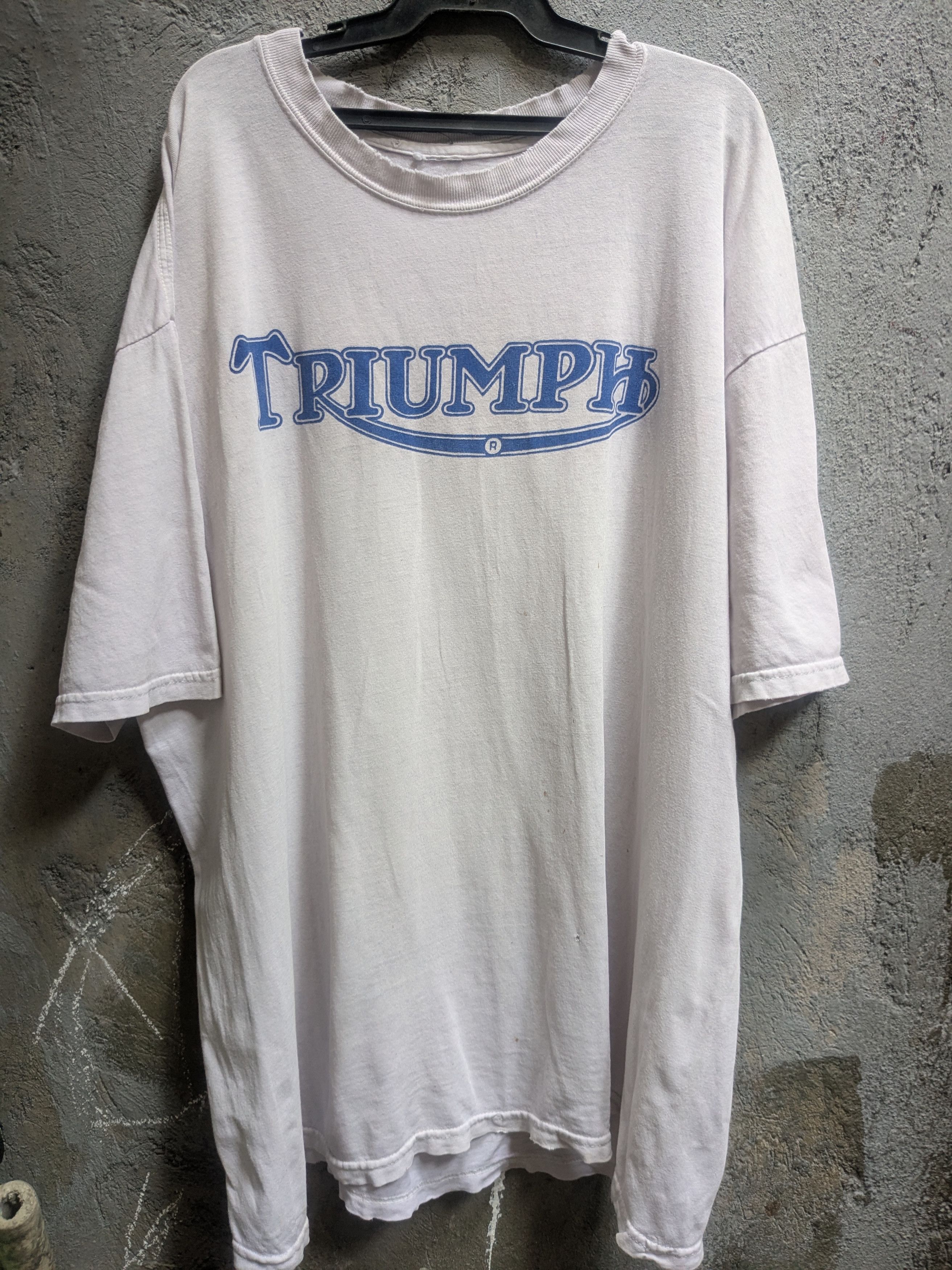 Vintage triumph motorcycle tshirt vintage Size US XL / EU 56 / 4 - 1 Thumbnail