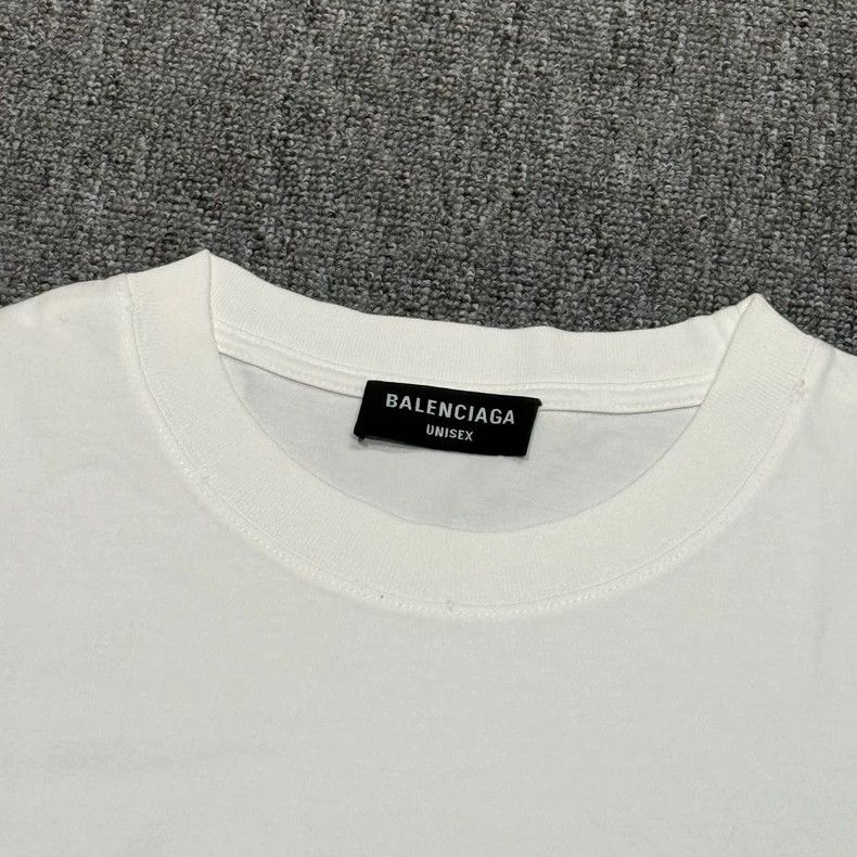 Balenciaga Balenciaga Valentine's day love logo embroidered white sho Size US M / EU 48-50 / 2 - 4 Thumbnail
