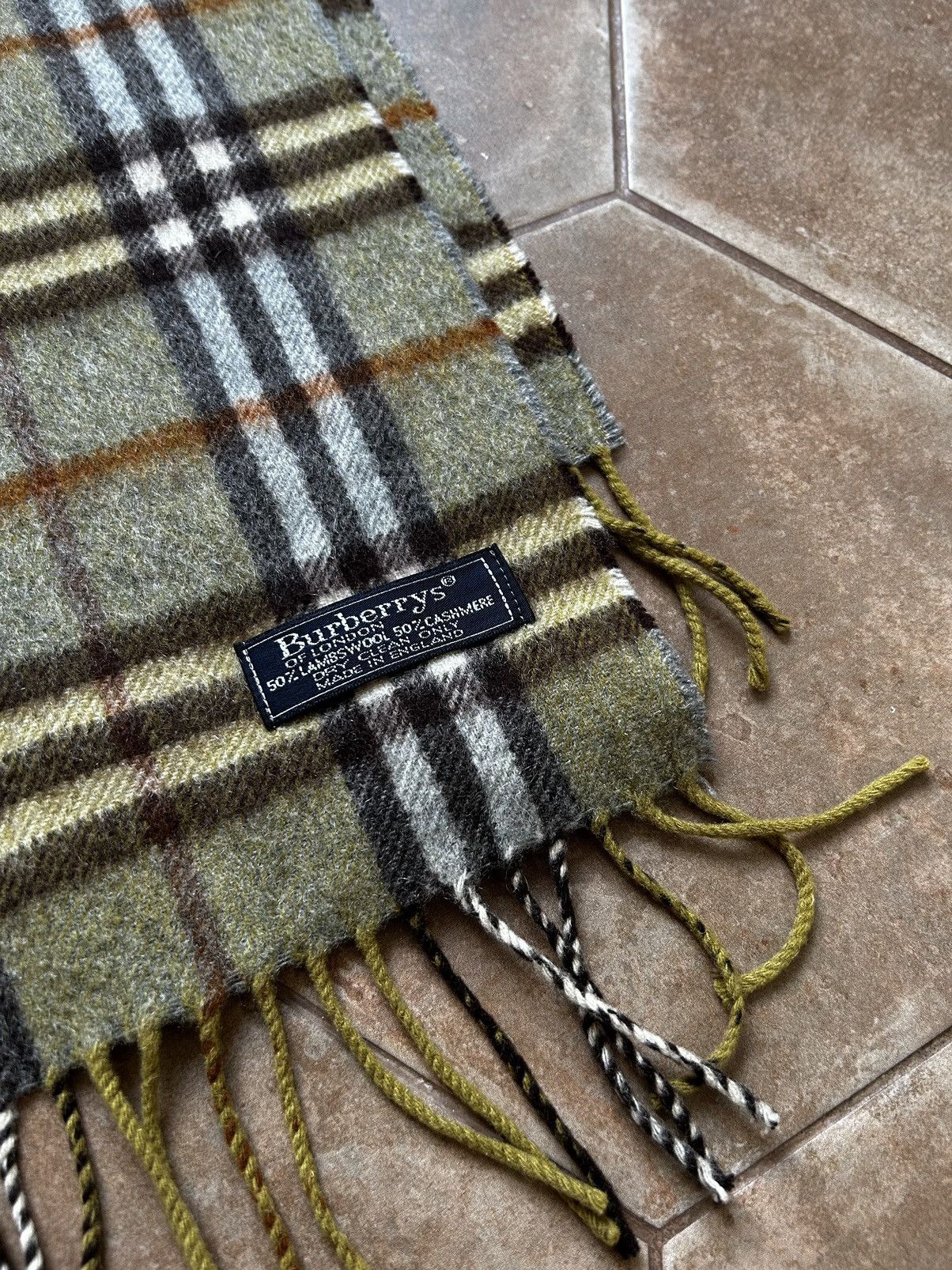 Burberry VINTAGE BURBERRY LONDON SCARF Size ONE SIZE - 4 Thumbnail