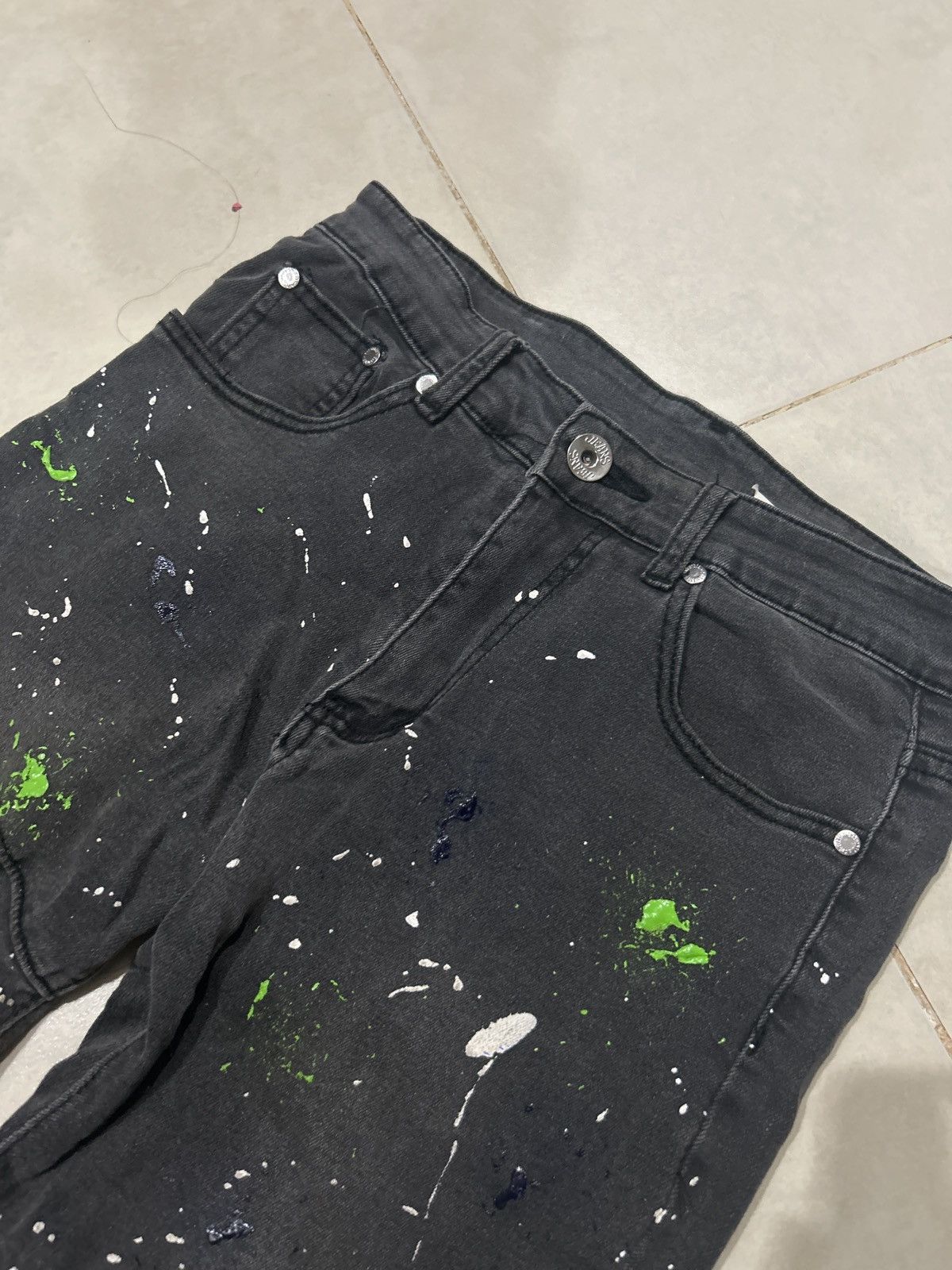 Actual Pain painted jeans 👖 Size US 28 / EU 44 - 4 Thumbnail