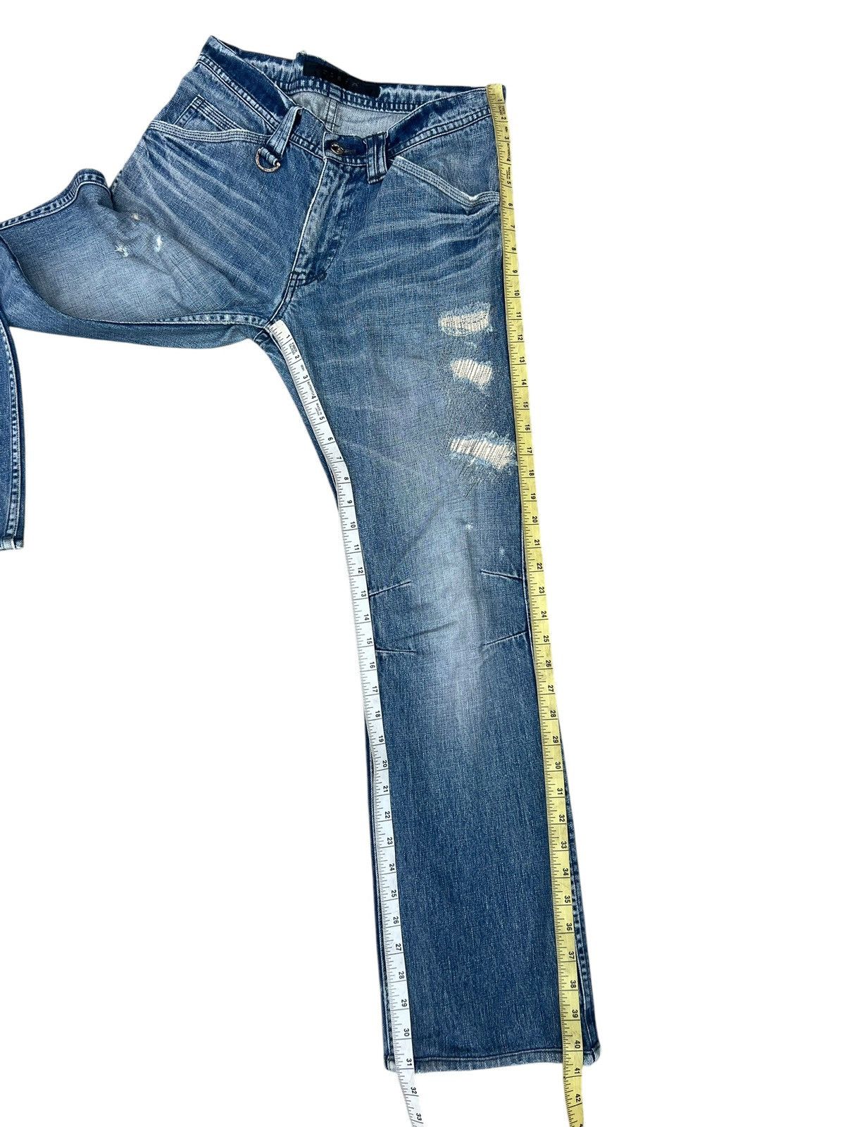 Japanese Brand Vintage Roarguns Japan Distressed Denim Flare Jeans Size US 31 - 4 Thumbnail