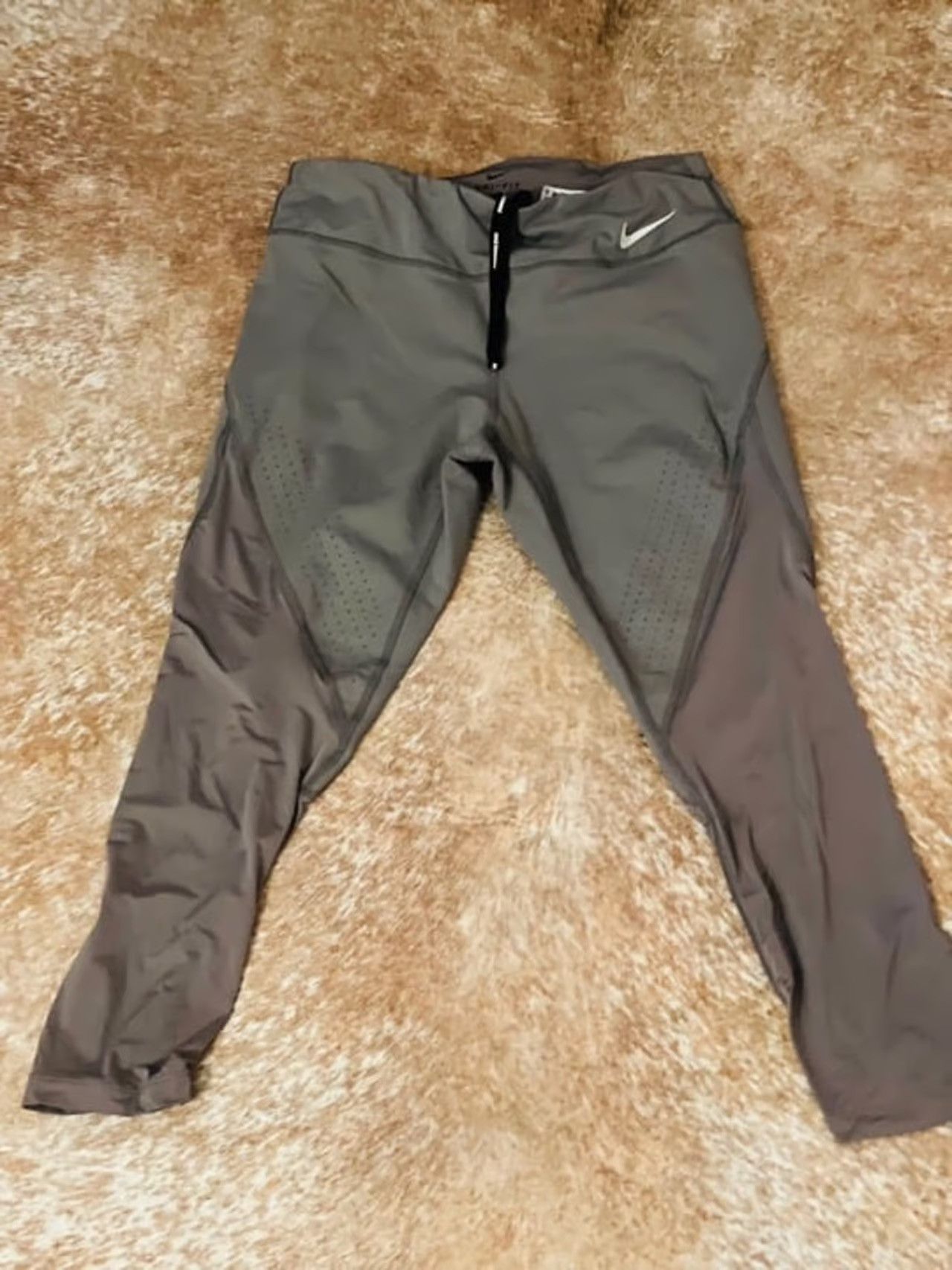 Nike Nike Running Cropped Mesh Leggings Size 30" / US 8 / IT 44 - 1 Thumbnail