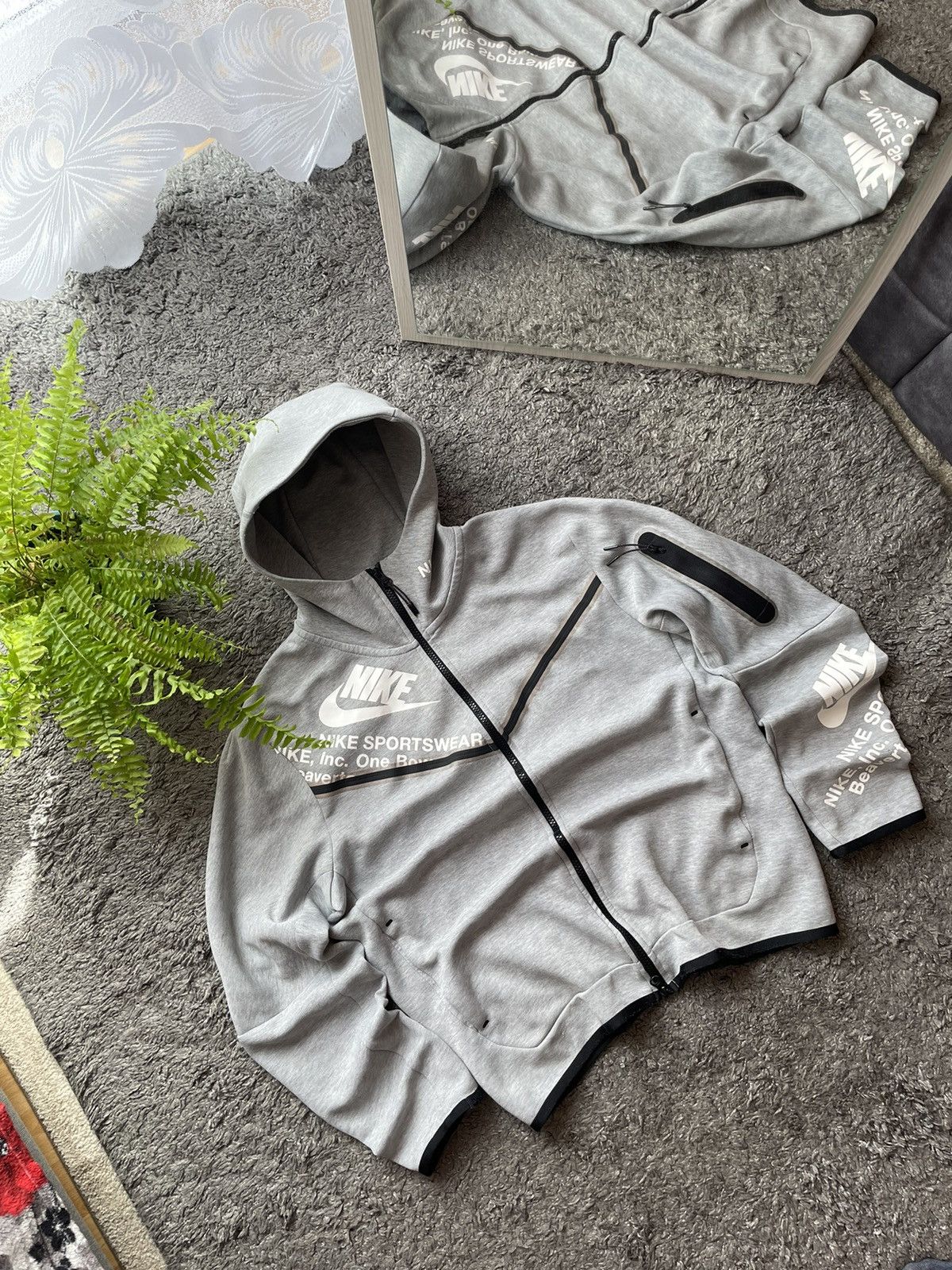 Nike × Vintage Nike Tech-Fleece Zip-Hoodie Streetwear Vintage Big Logo Size US M / EU 48-50 / 2 - 3 Thumbnail