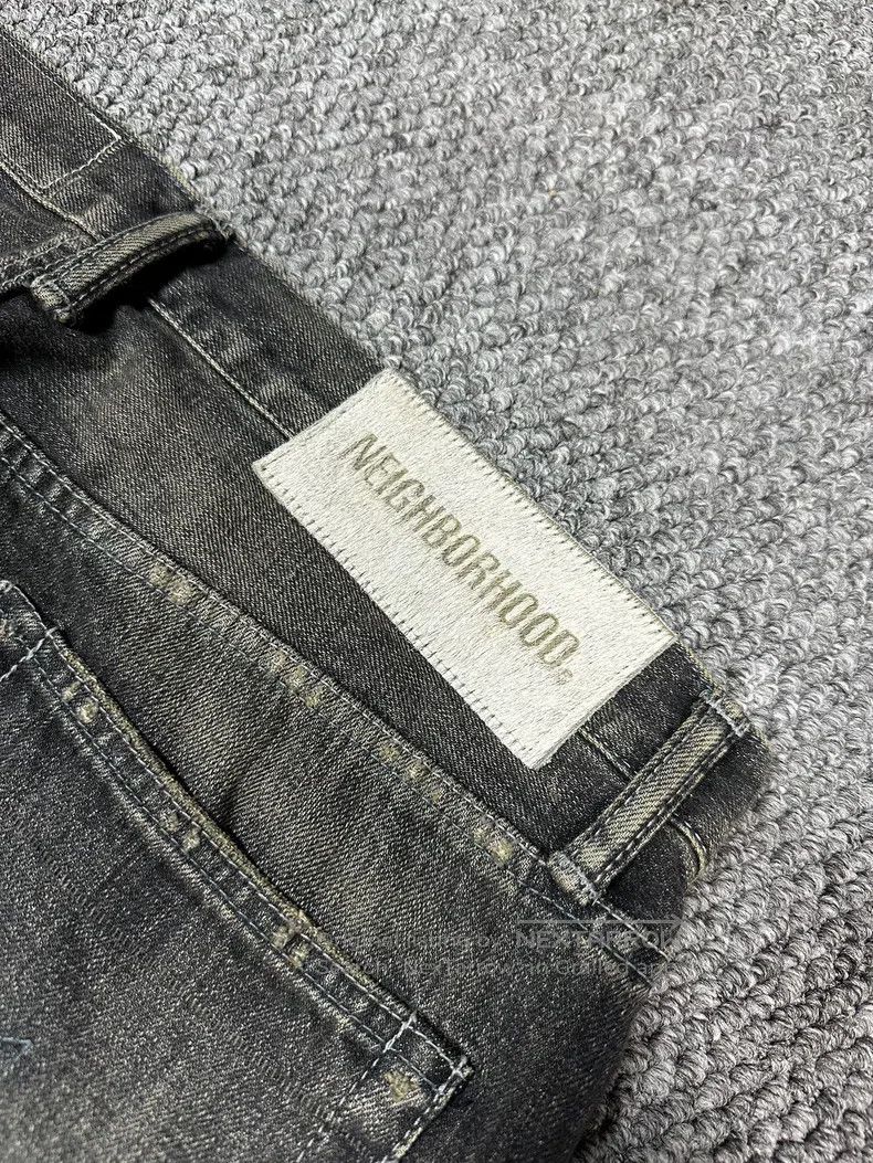 Neighborhood Neighborhood size XL Rusted King Washed Destroyed Denim Pa Size US 27 - 6 Thumbnail