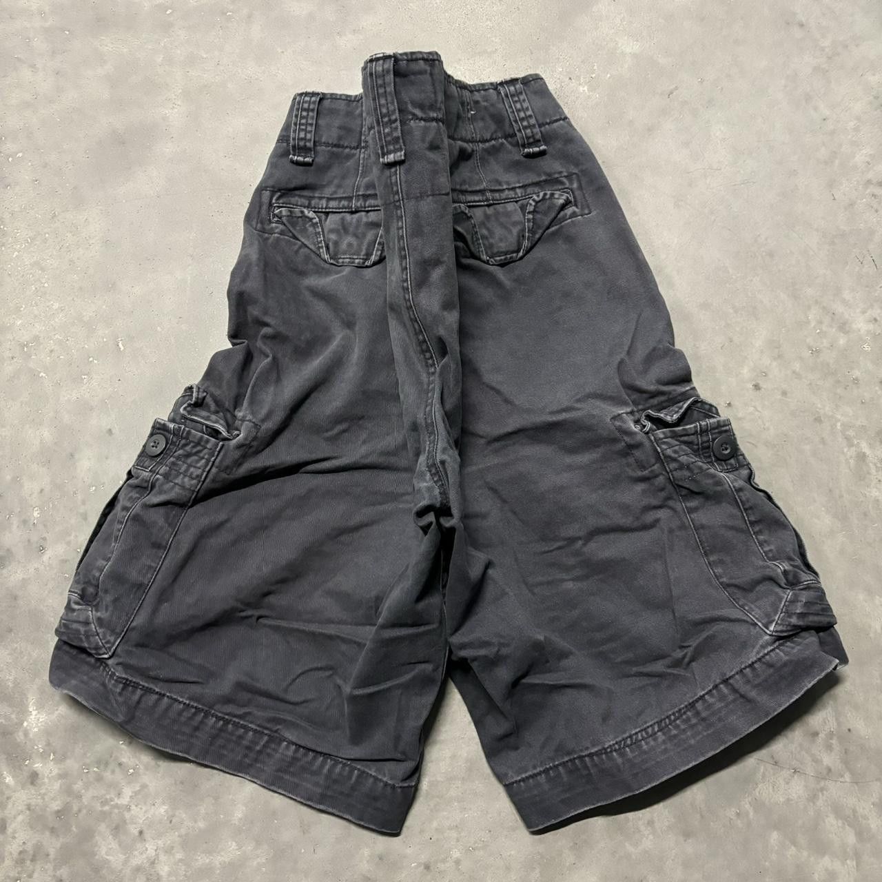 Japanese Brand × Vintage Crazy Vintage Y2K/2000s Baggy Faded Navy Blue Skater Style Cargo Shorts! Size US 36 / EU 52 - 5 Thumbnail