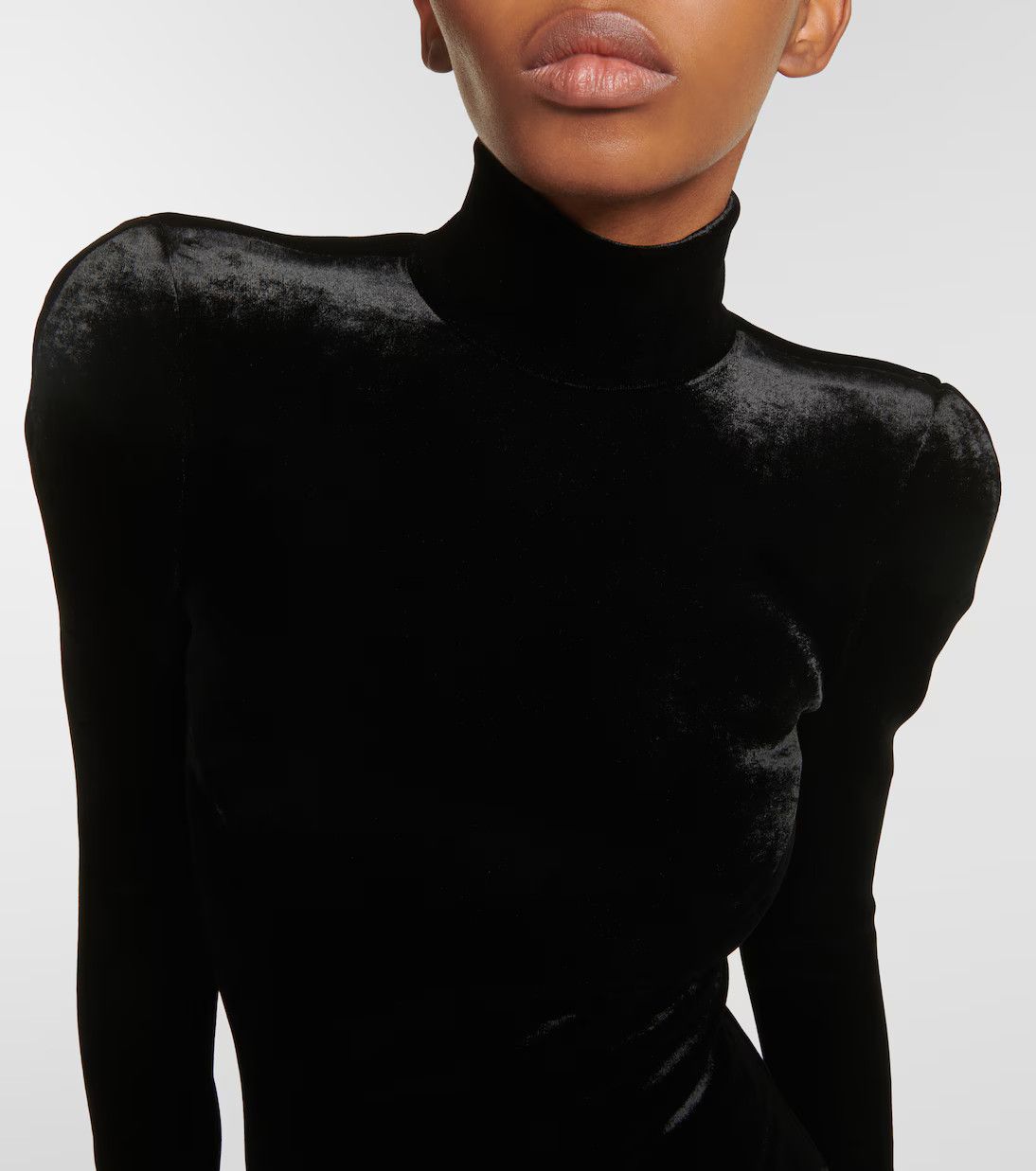 Balenciaga o1y0625 Velevet Turtleneck T-Shirt in Black Size S / US 4 / IT 40 - 2 Thumbnail