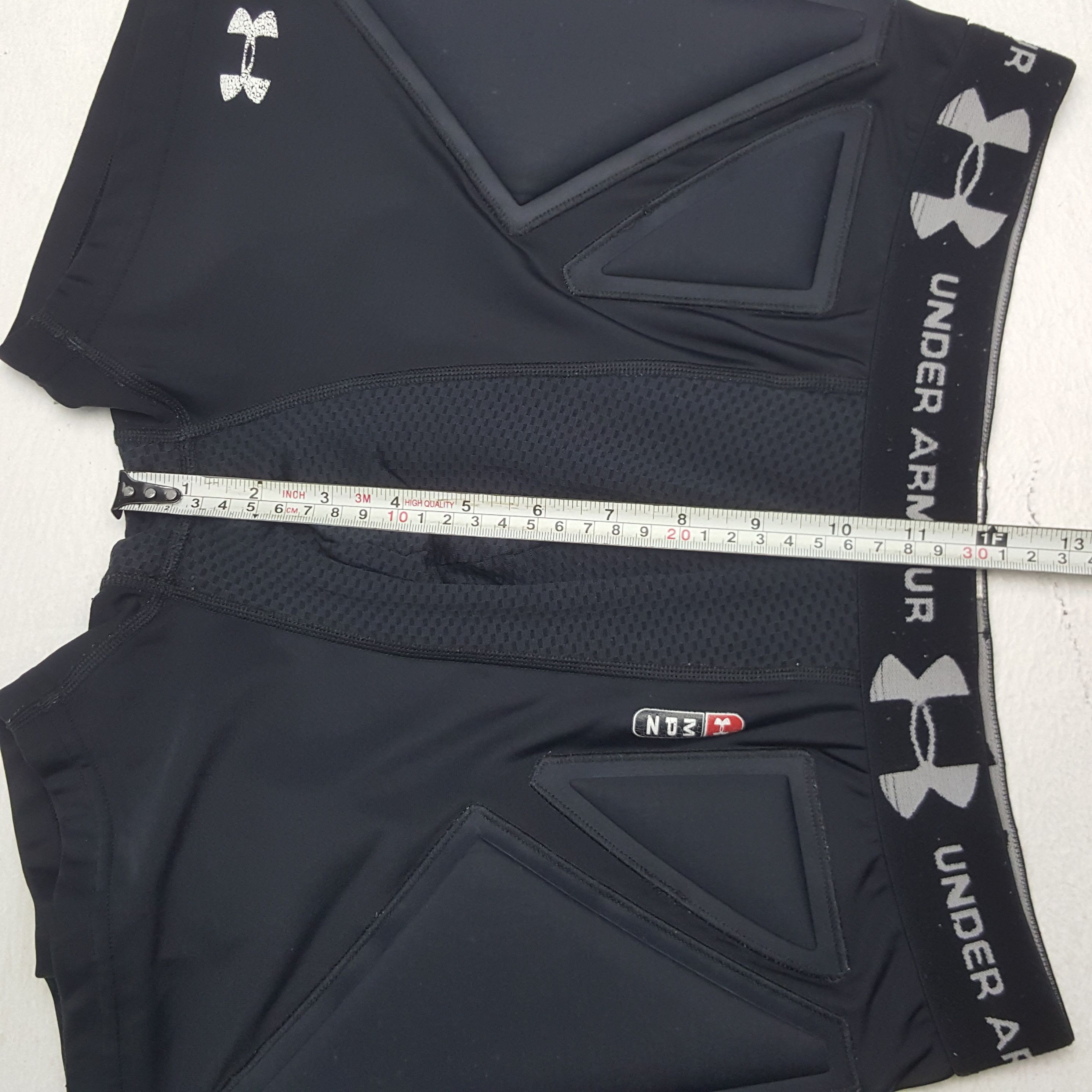 Under Armour × Vintage Vintage Under Armour Safety Pads Sports Underwear Size US 35 - 10 Thumbnail