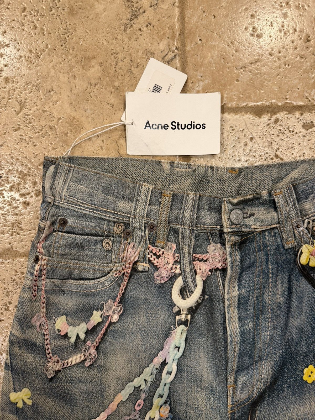 Acne Studios Acnes Studios SS25 Trompe L’Oeil Keychain Blue Denim Shorts Size US 30 / EU 46 - 4 Thumbnail