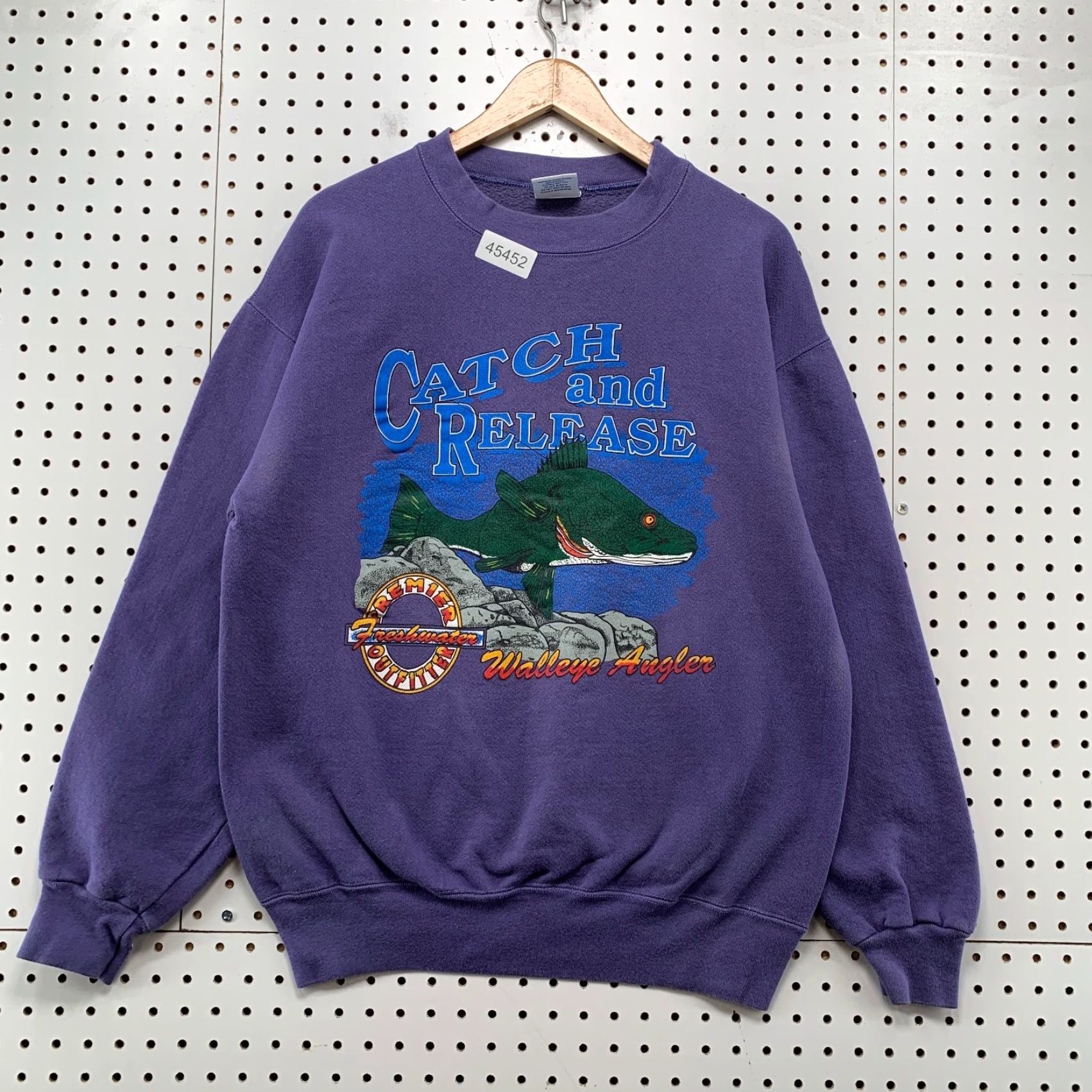Vintage VINTAGE Premier Sportswear Fishing Sweatshirt Men L Blue Walleye Angler Catch Release USA Shirt Size US L / EU 52-54 / 3 - 2 Thumbnail