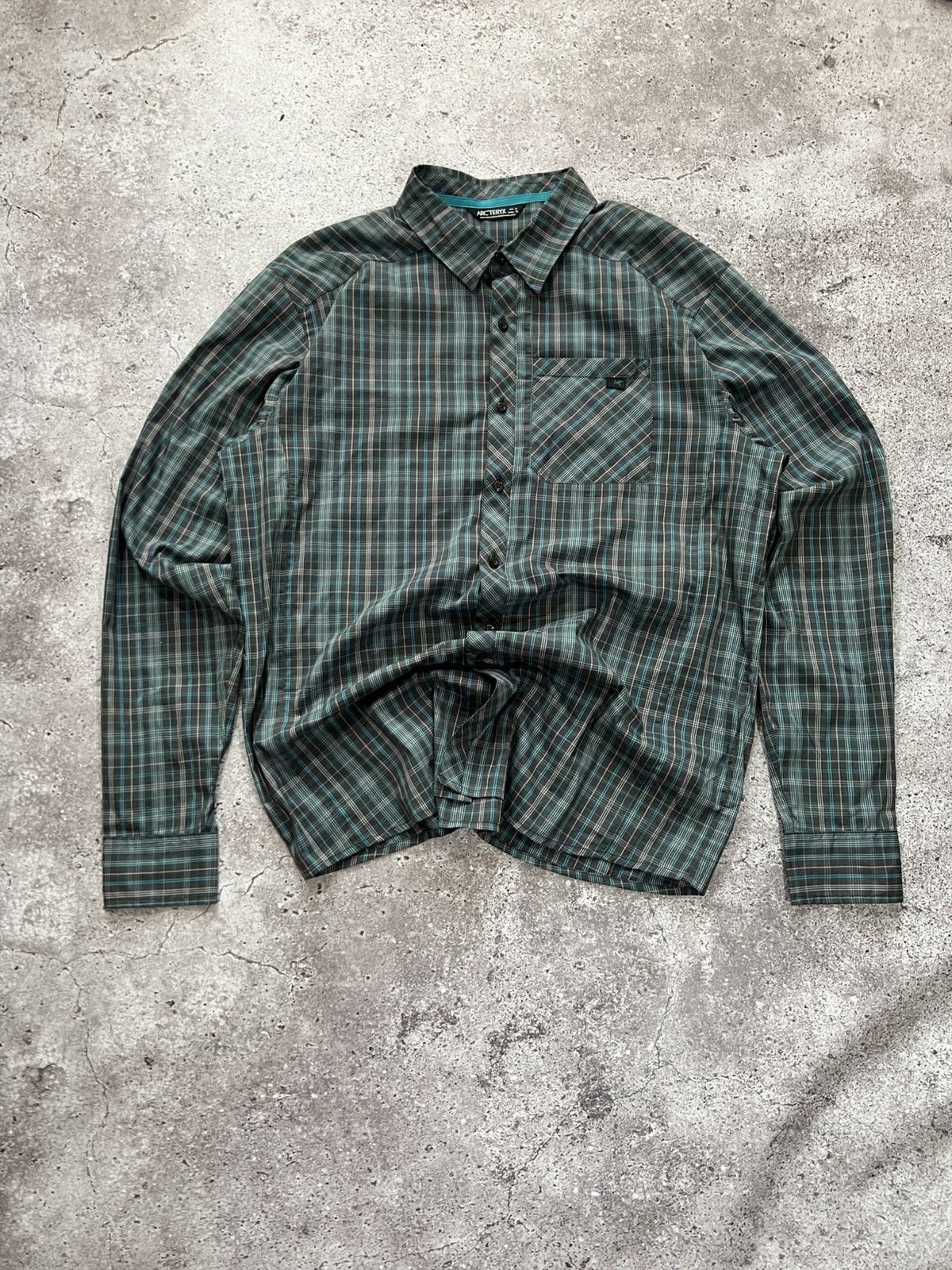 Arc'teryx Arcteryx Outdoor Button Up Mountain Y2K Pocket Shirt Mens XL Size US XL / EU 56 / 4 - 1 Thumbnail