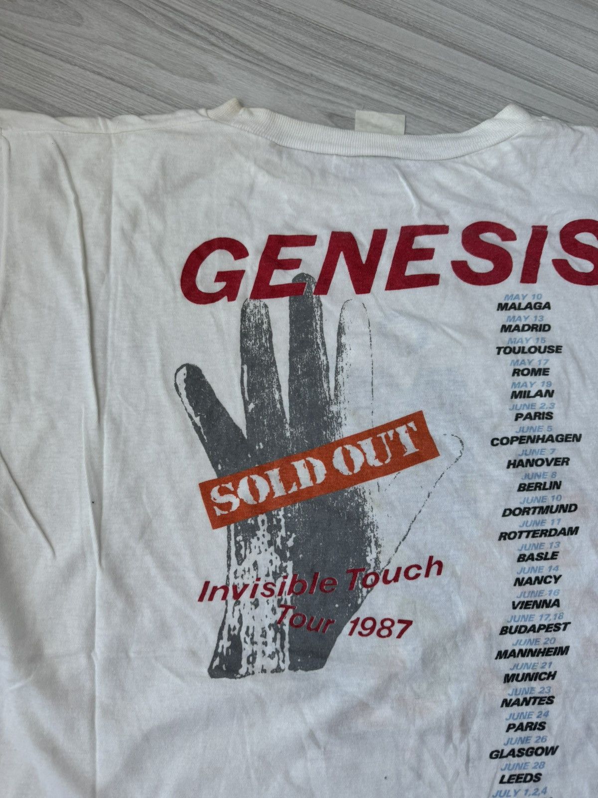 Band Tees × Vintage Vintage Genesis Invisible Touch Tour 1987 Tee Concert Merch Size US L / EU 52-54 / 3 - 9 Thumbnail