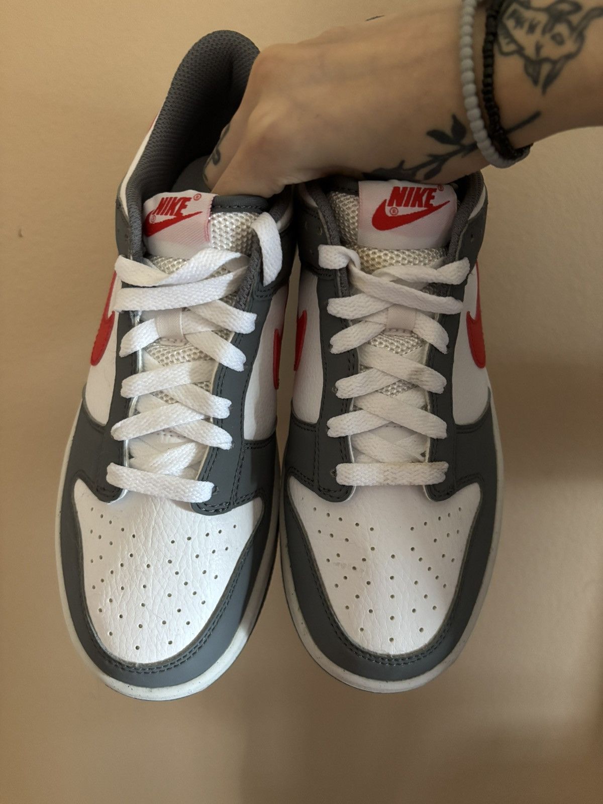 Nike Nike Dunk Low Next Nature GS ‘Smoke Grey Light Crimson' Size US 6.5 / EU 39-40 - 3 Thumbnail