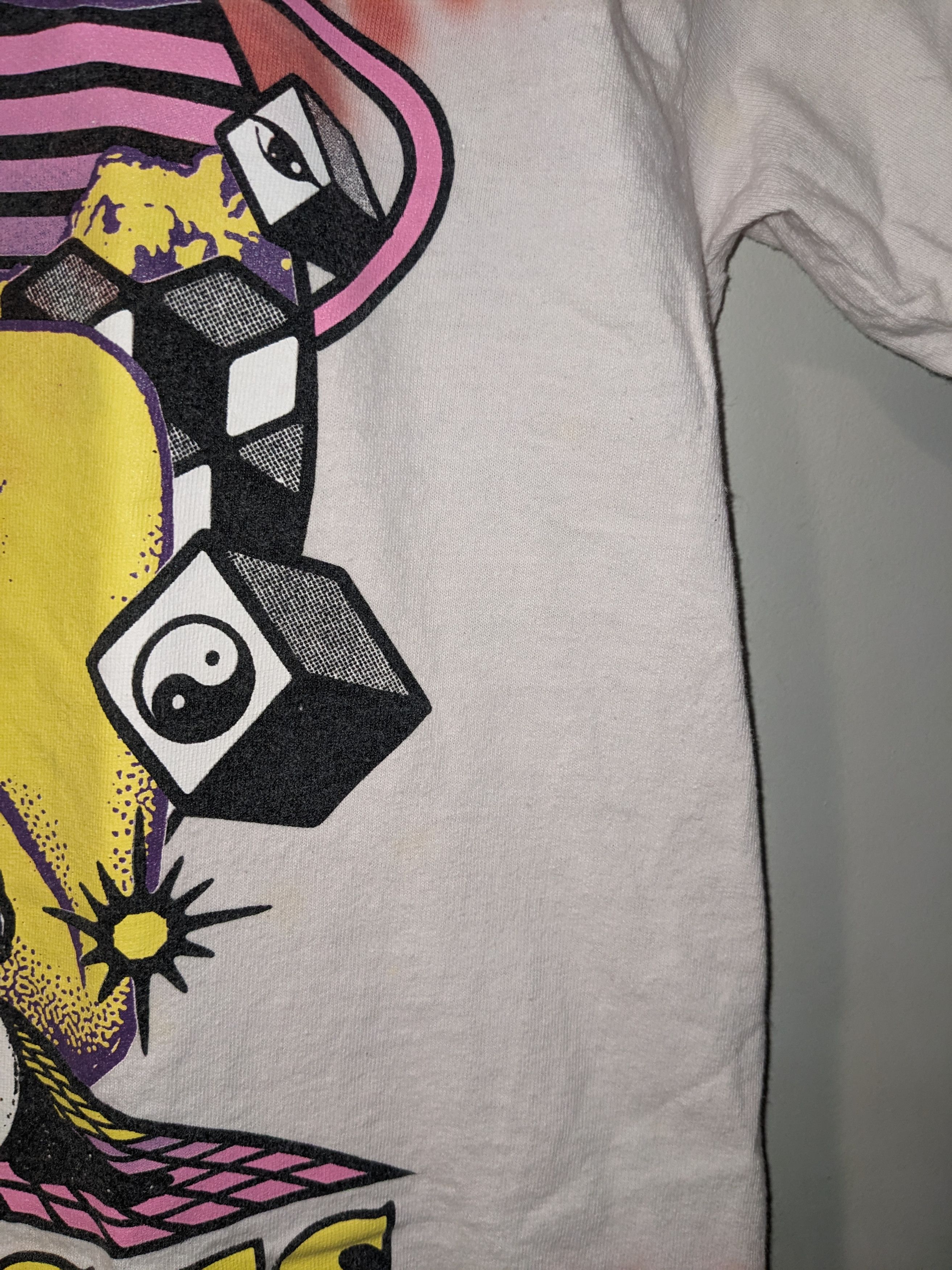 Broken Promises Co. × Zumiez Broken Promises Hallucinations Infatuation Medium T-Shirt Size US M / EU 48-50 / 2 - 12 Thumbnail