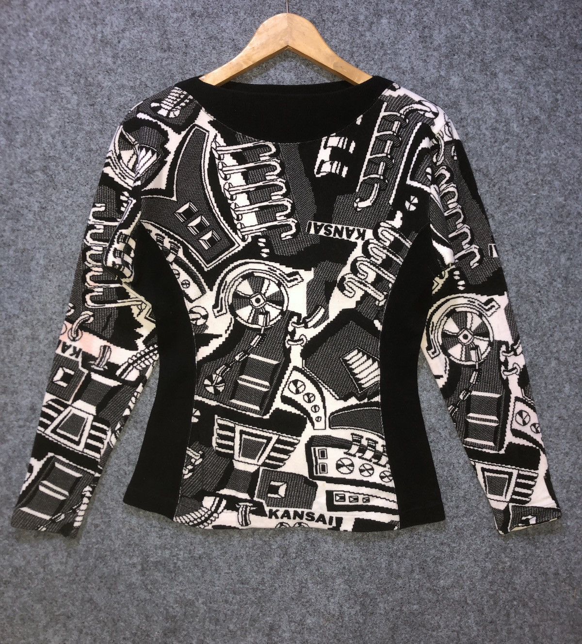 Kansai Yamamoto Vintage Kansai Yamamoto Sweatshirt Size M / US 6-8 / IT 42-44 - 1 Thumbnail