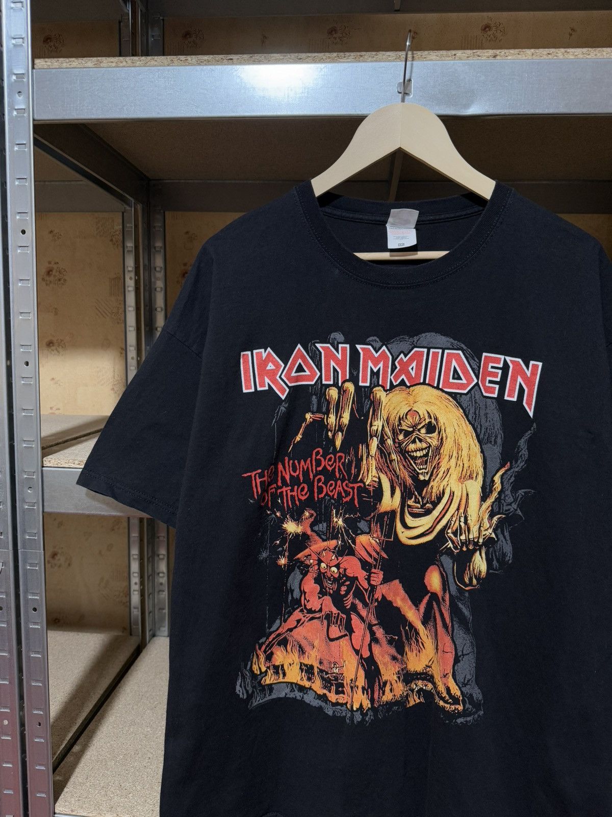 Band Tees × Iron Maiden Vintage 2019 Iron Maiden The Number Of The Beast T-Shirt Size US XXL / EU 58 / 5 - 3 Thumbnail