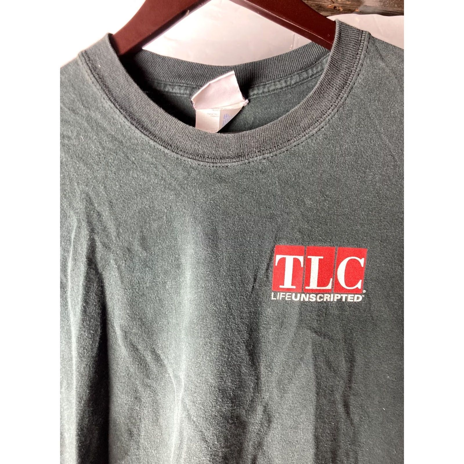 Vintage VINTAGE TLC TRADING SPACES TV SHOW PROMO TEE SHIRT VTG Y2K MEN XL BLACK T-Shirt Mens TV Size US XL / EU 56 / 4 - 2 Thumbnail